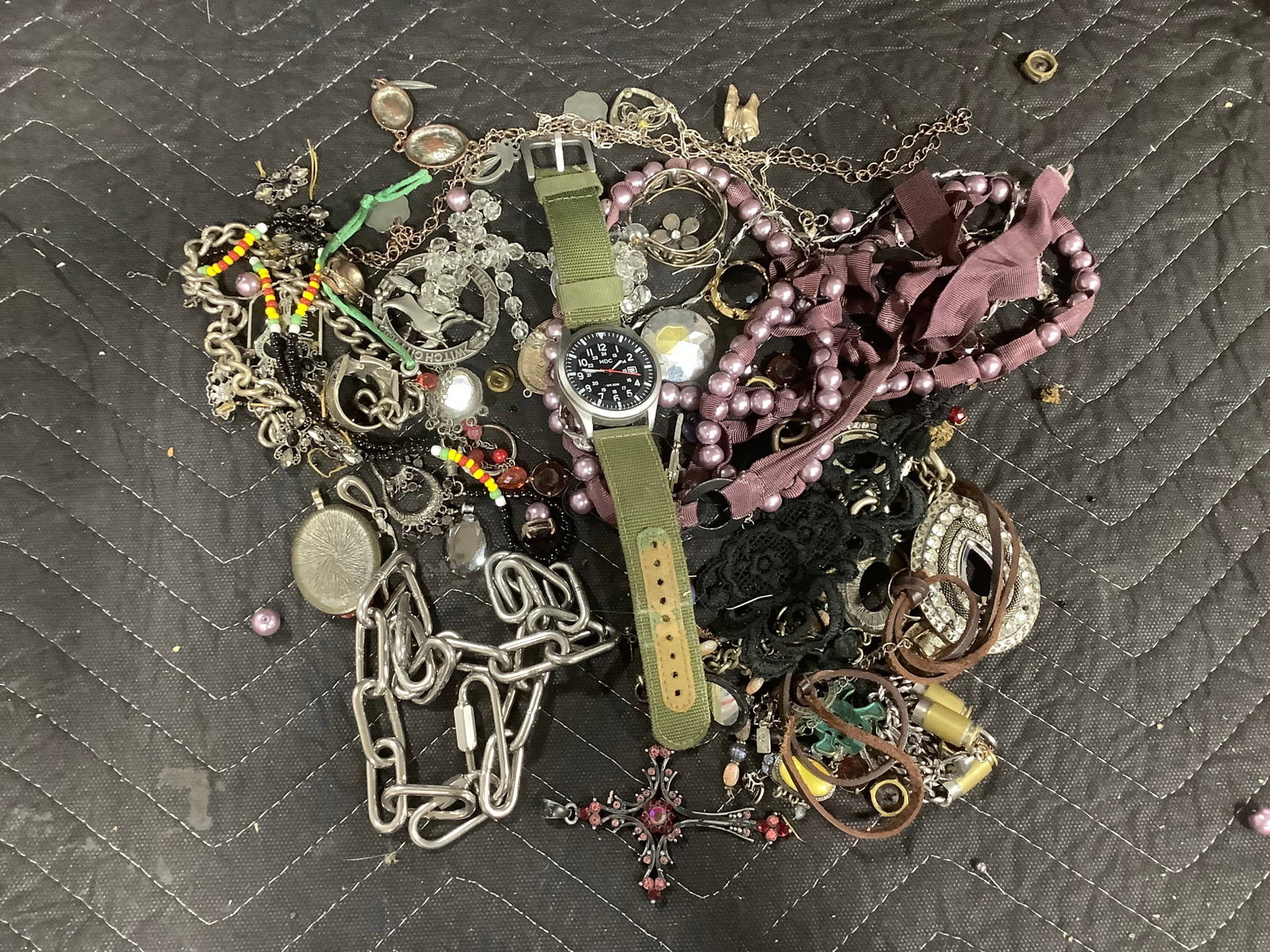 Vintage costume jewelry (1 of 1)