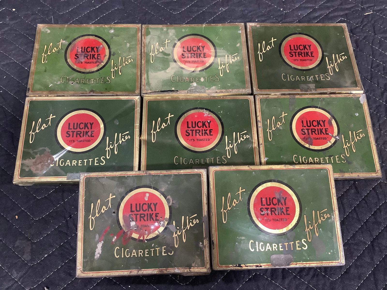 Vintage Lucky Strike metal tins (1 of 1)