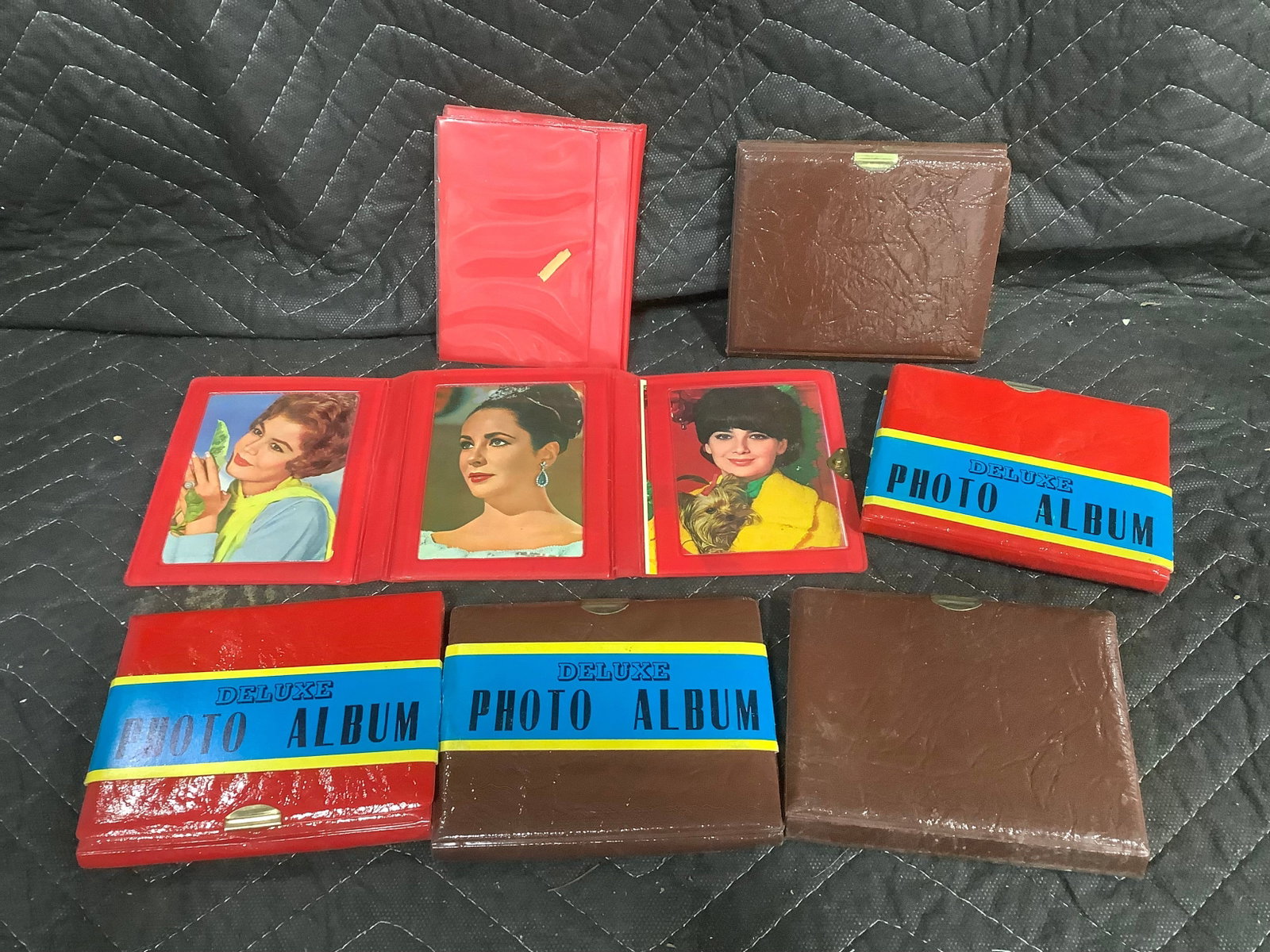Deluxe Photo Album matchbook style containers (1 of 1)