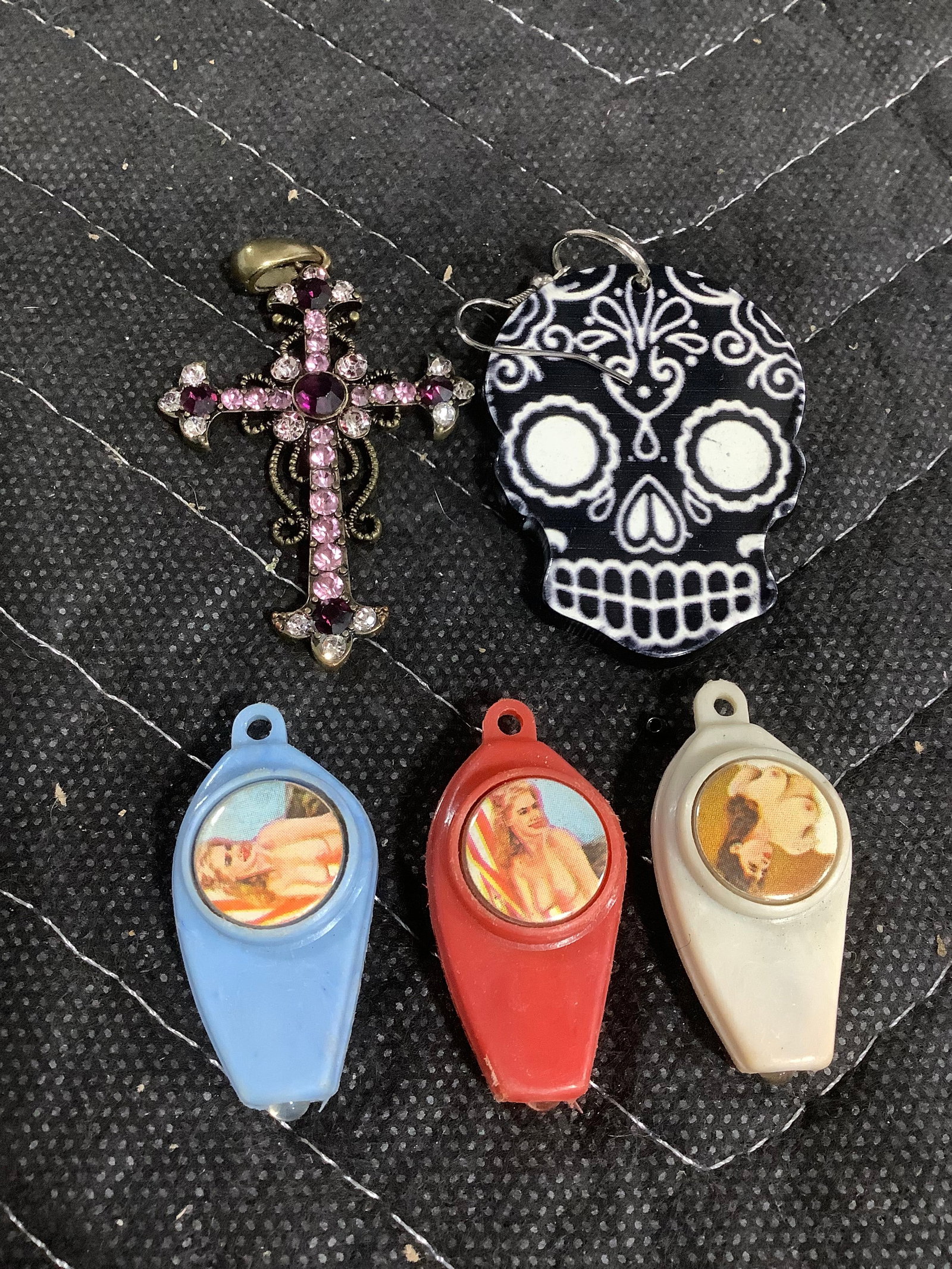 Vintage keychain lights and more (1 of 1)