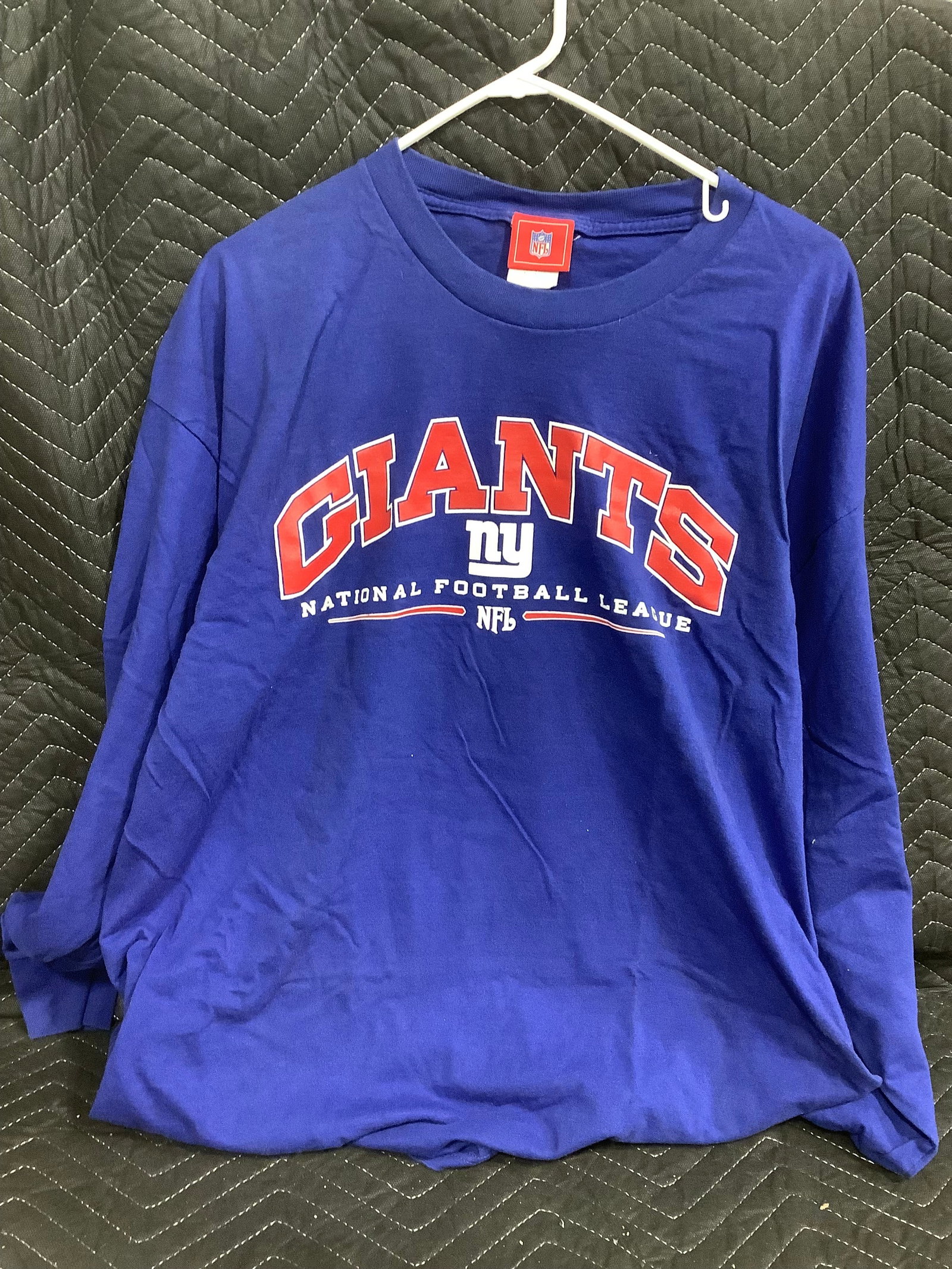 NY Giants Long Sleeve Shirt (Size: 2XL) (1 of 1)