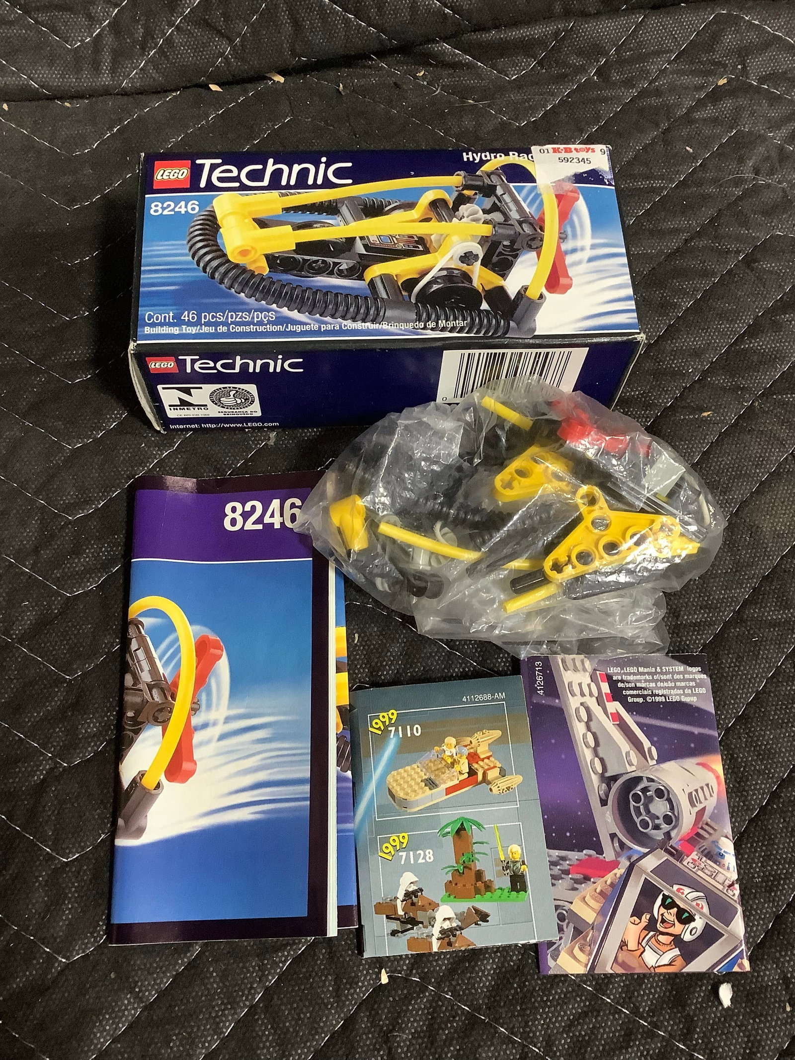 Technic Lego set(8246, 46pcs): Technic Lego set(8246, 46pcs)
