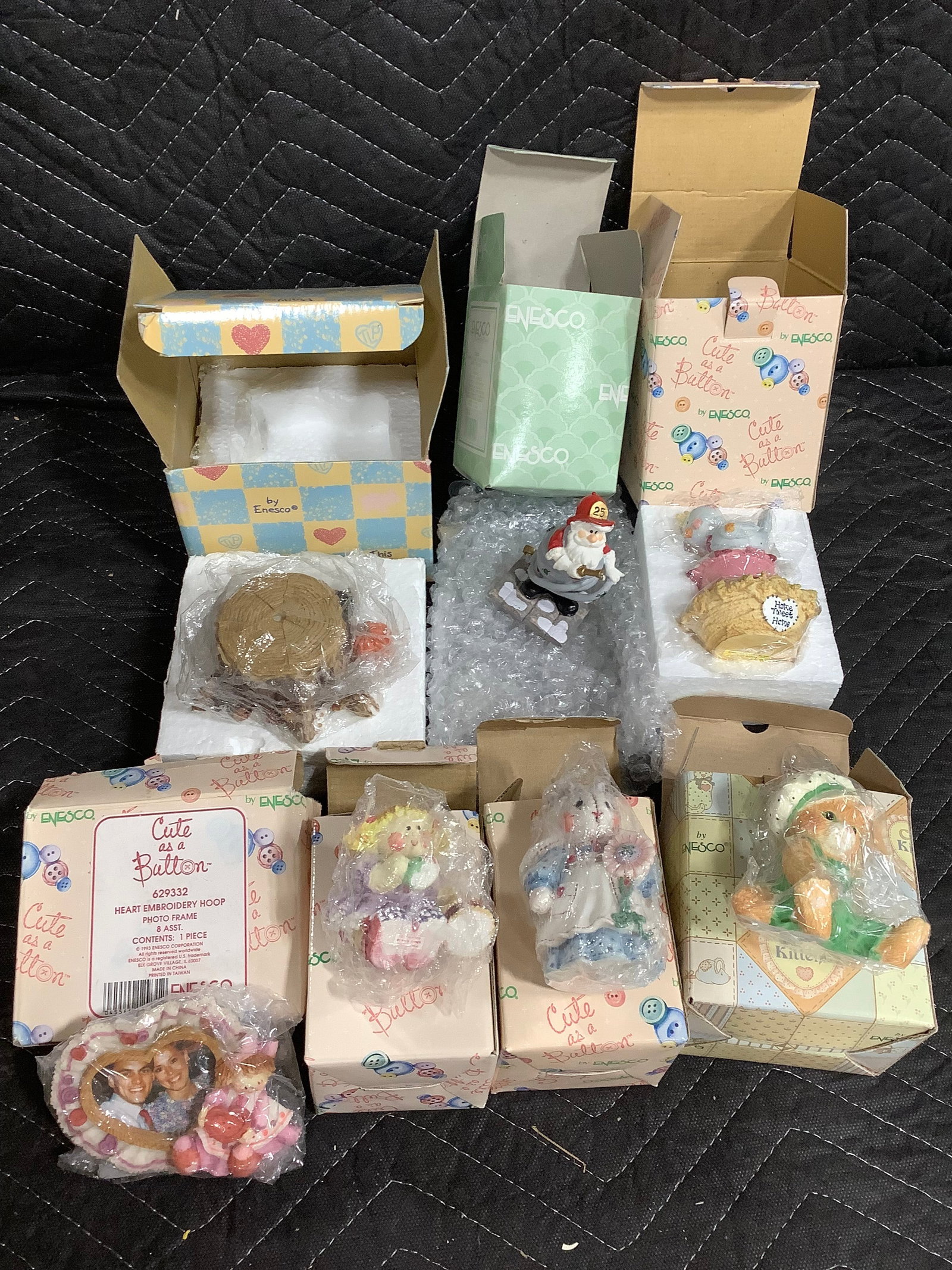 Enesco and Calico Kittens collectibles in box: Enesco and Calico Kittens collectibles in box