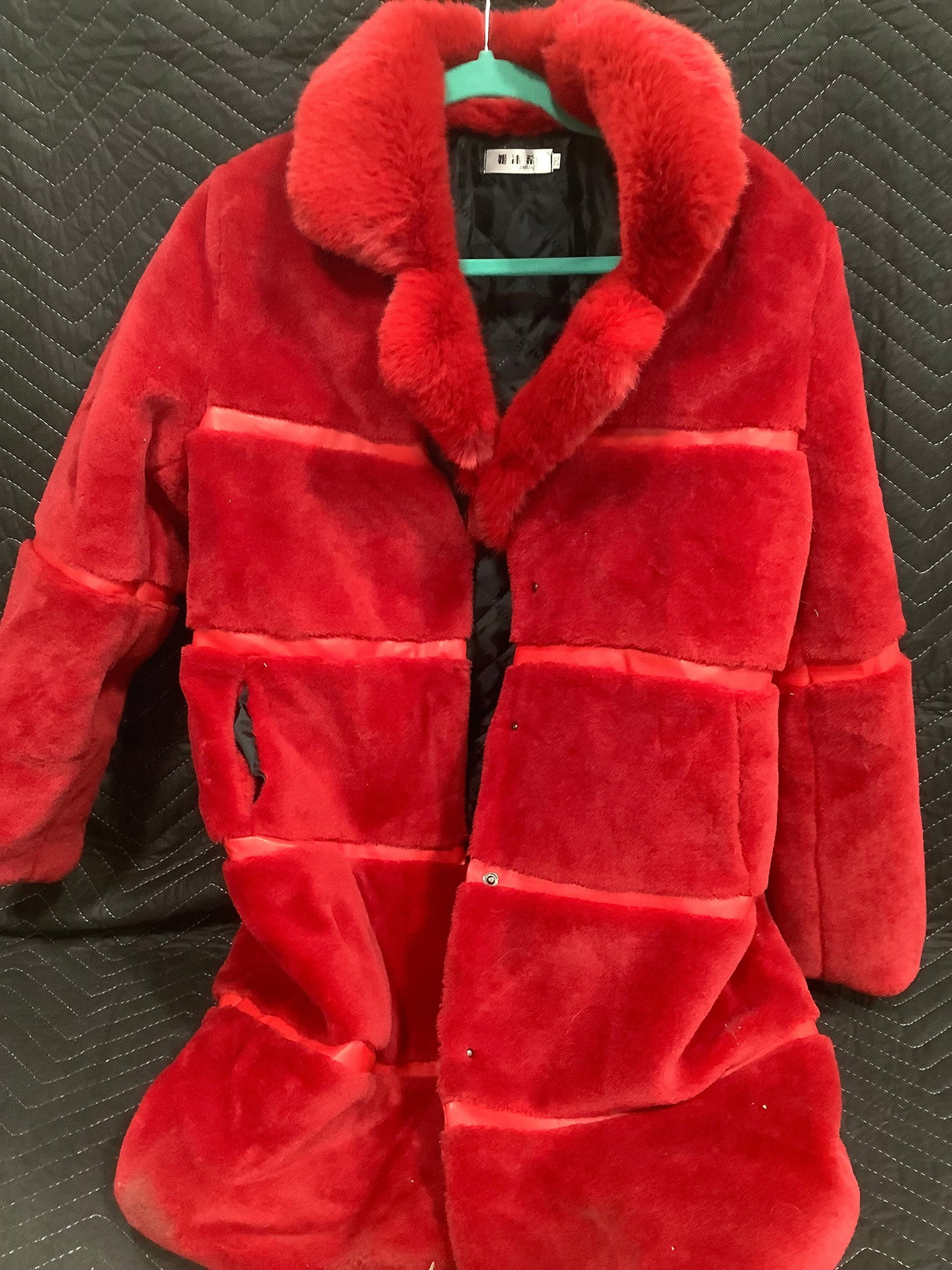 Jimuxi Faux Fur Coat (Size: 2XL) (1 of 1)
