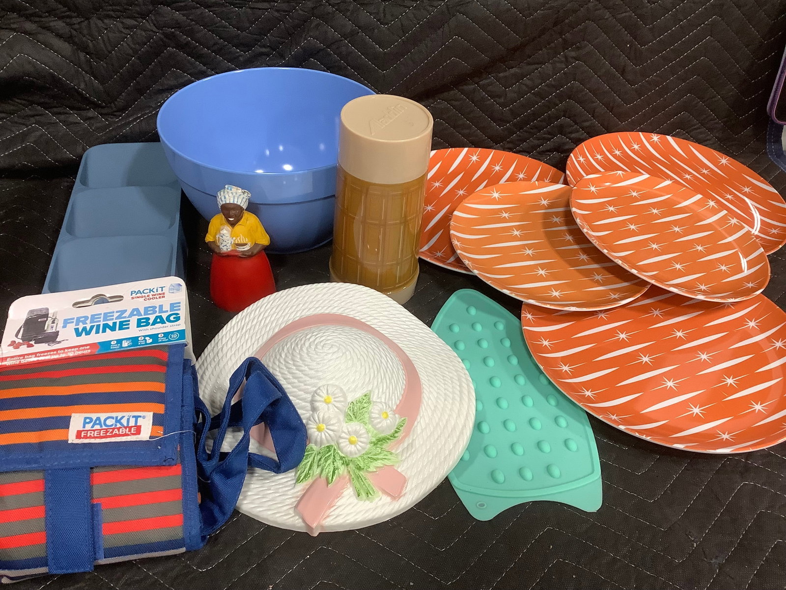 Various Plastic Dishes, Freezable Wine Bag, and more (1 of 1)