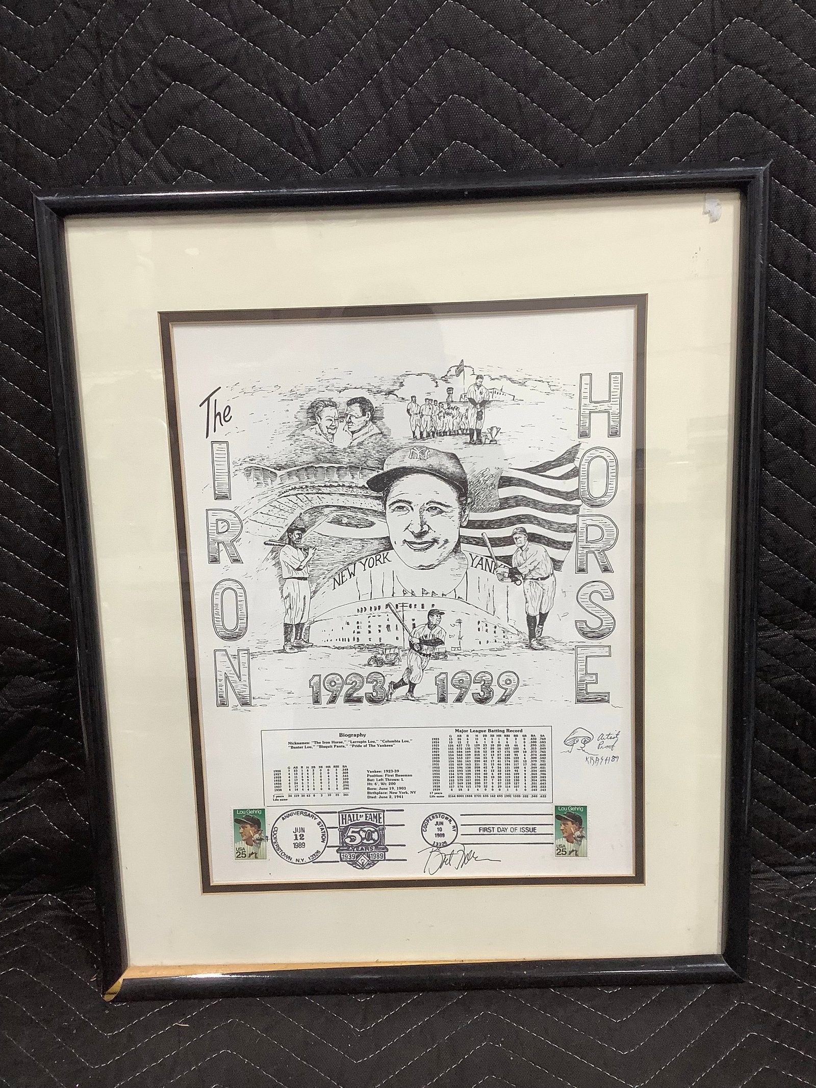 Framed Lou Gehrig Art Print with First Day of Issue Stamp (17inx21in): Framed Lou Gehrig Art Print with First Day of Issue Stamp (17inx21in)