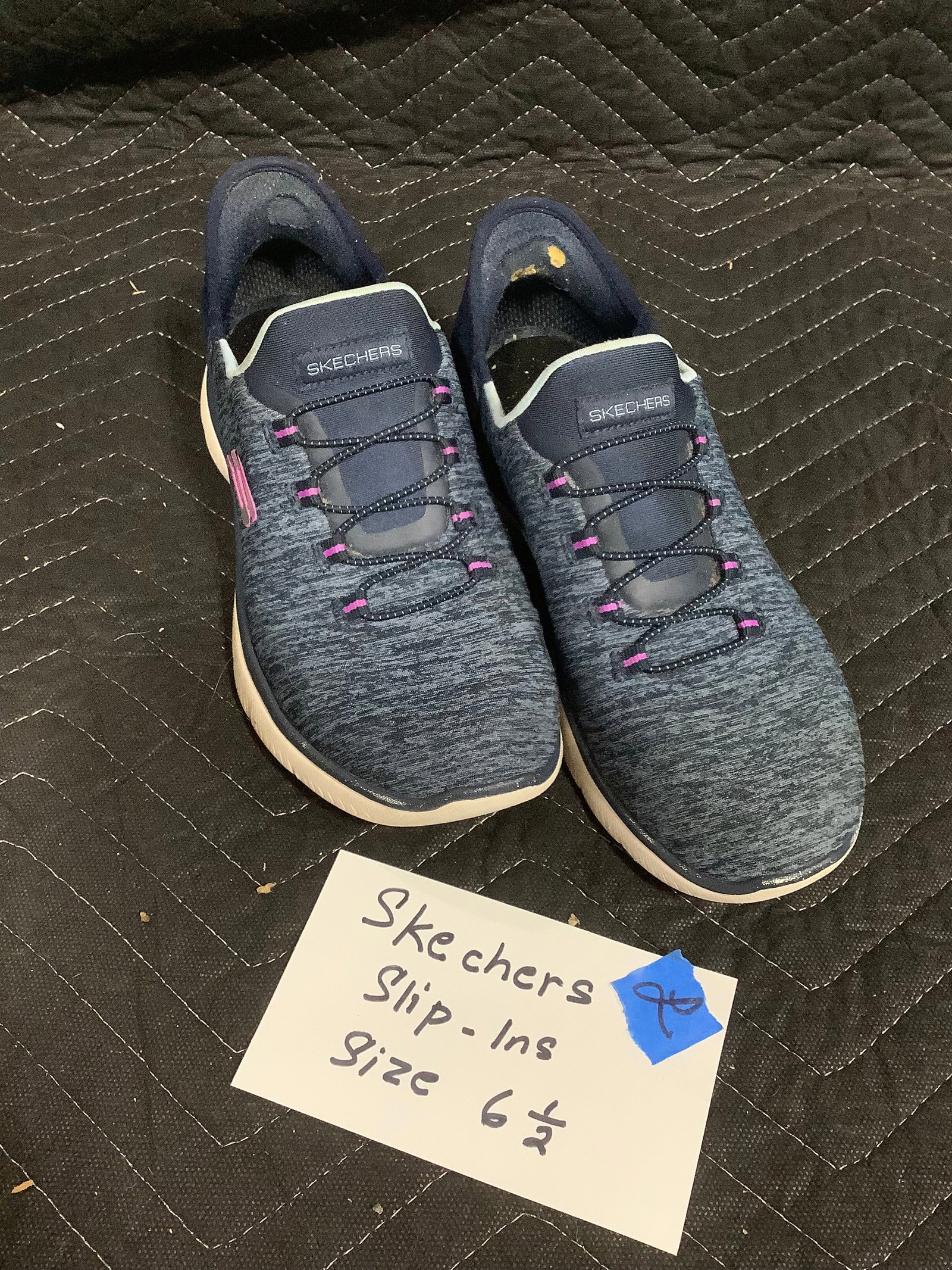 Skechers slip ins(6.5): Skechers slip ins(6.5)