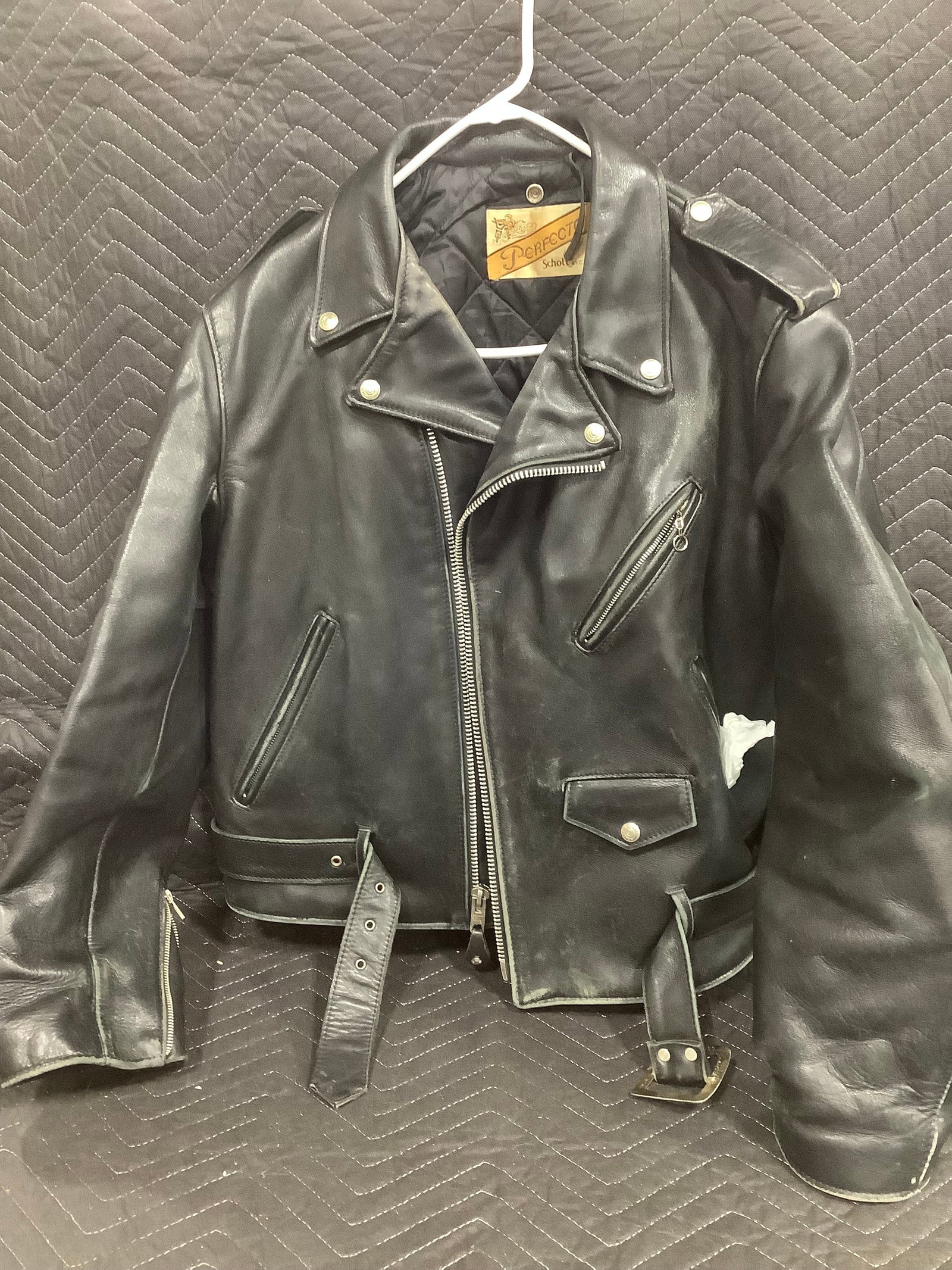 Perfecto by Schott leather jacket(42): Perfecto by Schott leather jacket(42)