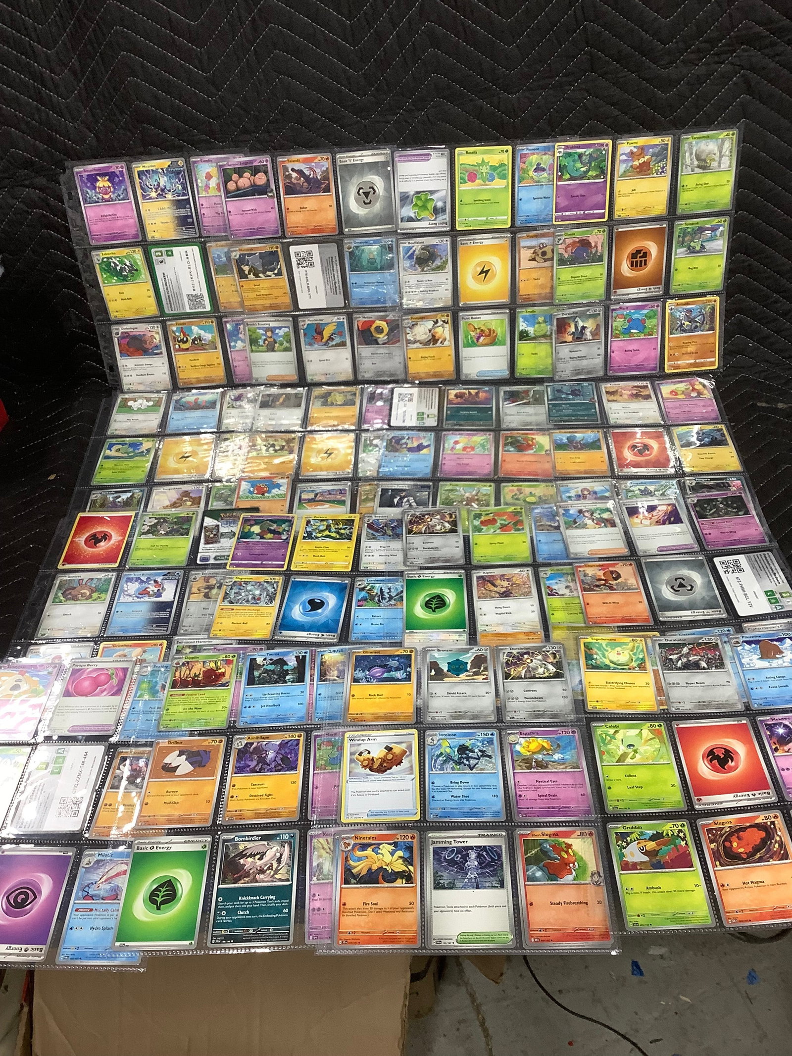 Various Pokemon cards: Various Pokemon cards
