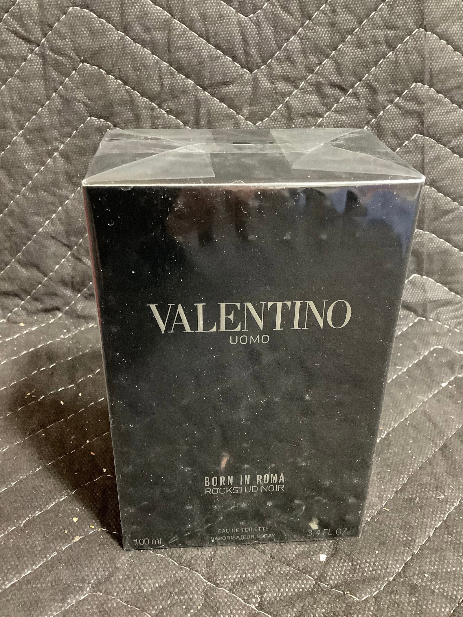 Valentino born in roma Rockstud Noir eau de toilette spray*sealed, 3.4fl.oz*: Valentino born in roma Rockstud Noir eau de toilette spray*sealed, 3.4fl.oz*