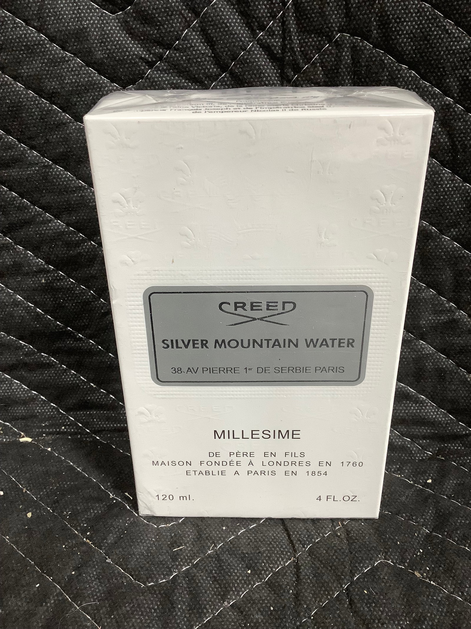 Creed Silver Mountain Water perfume*sealed, 4fl.oz*: Creed Silver Mountain Water perfume*sealed, 4fl.oz*