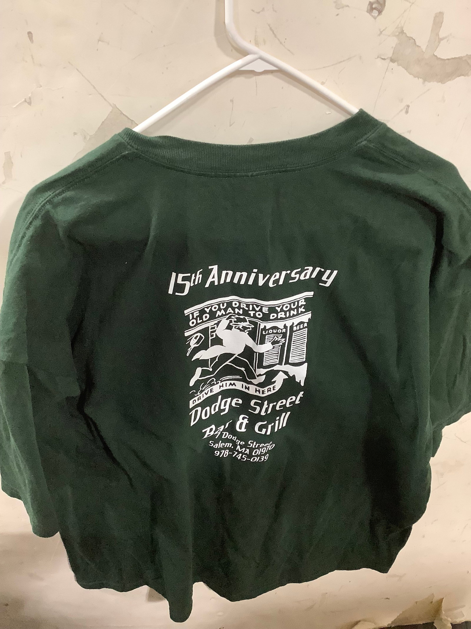 Dodge Street Bar & Grill Tshirt(2XL) (1 of 1)