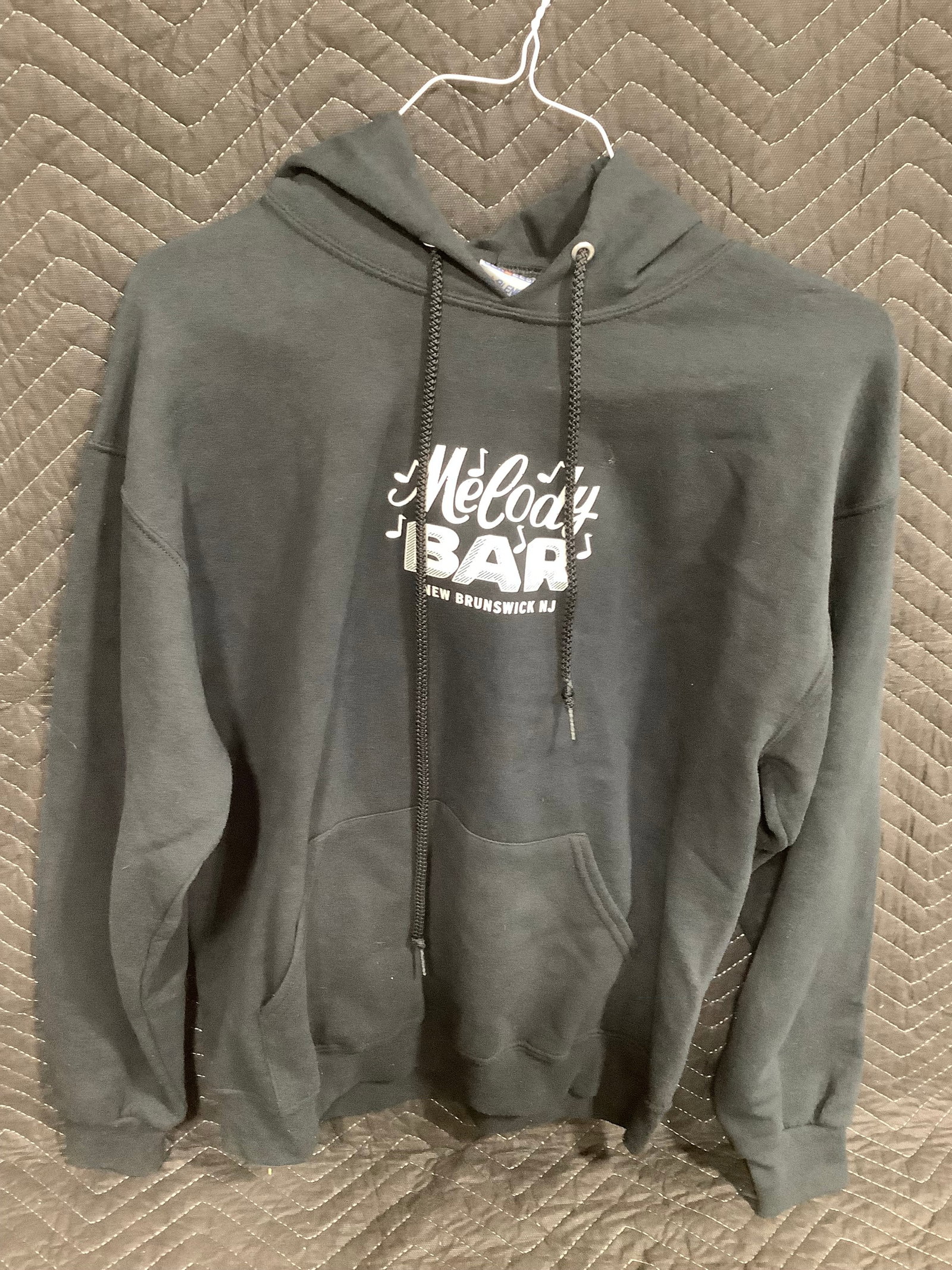 Melody Bar Hoodie (M): Melody Bar Hoodie (M)