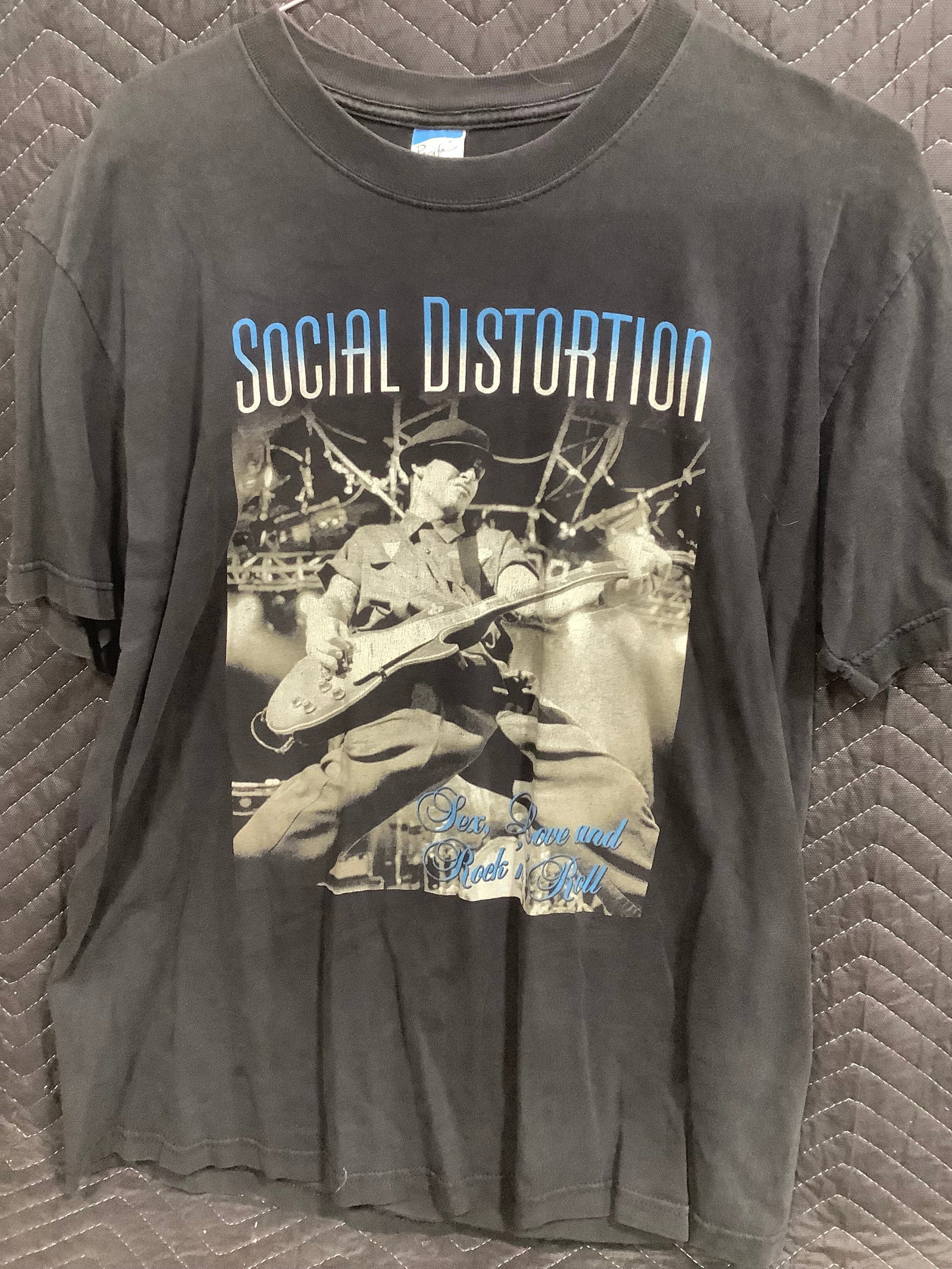 Social Distortion Tshirt (L) (1 of 1)