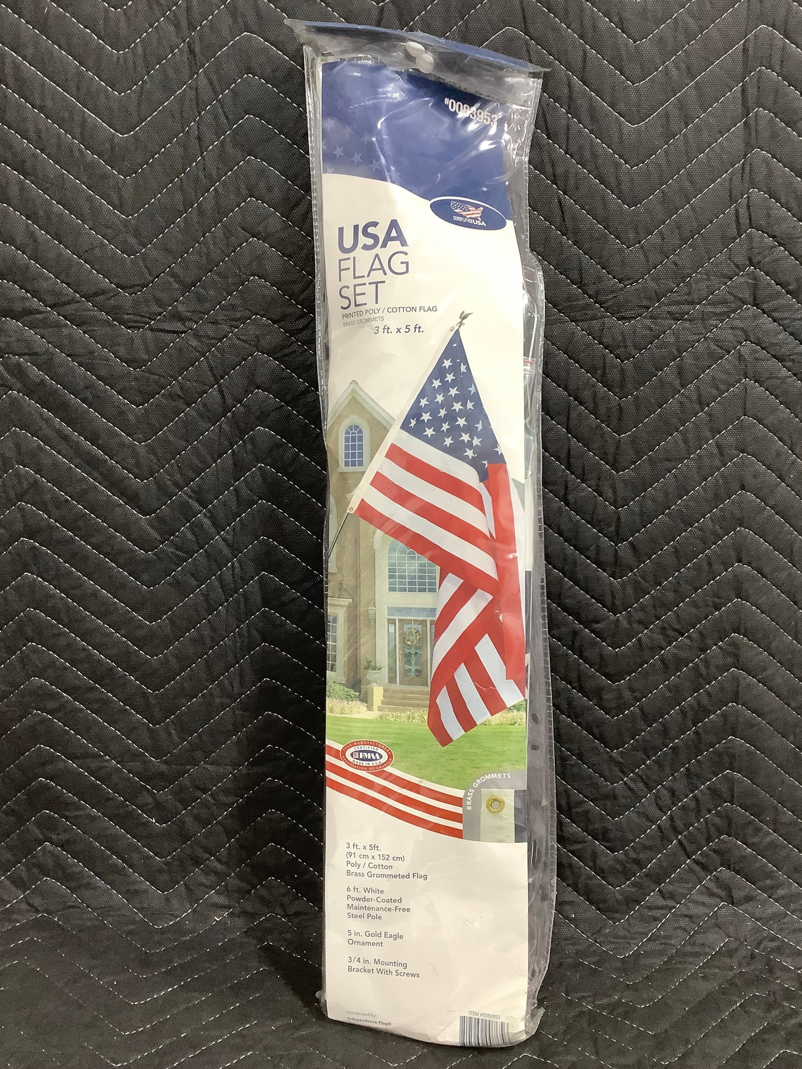 U.S. Flag Set (3ftx5ft, new in package): U.S. Flag Set (3ftx5ft, new in package)