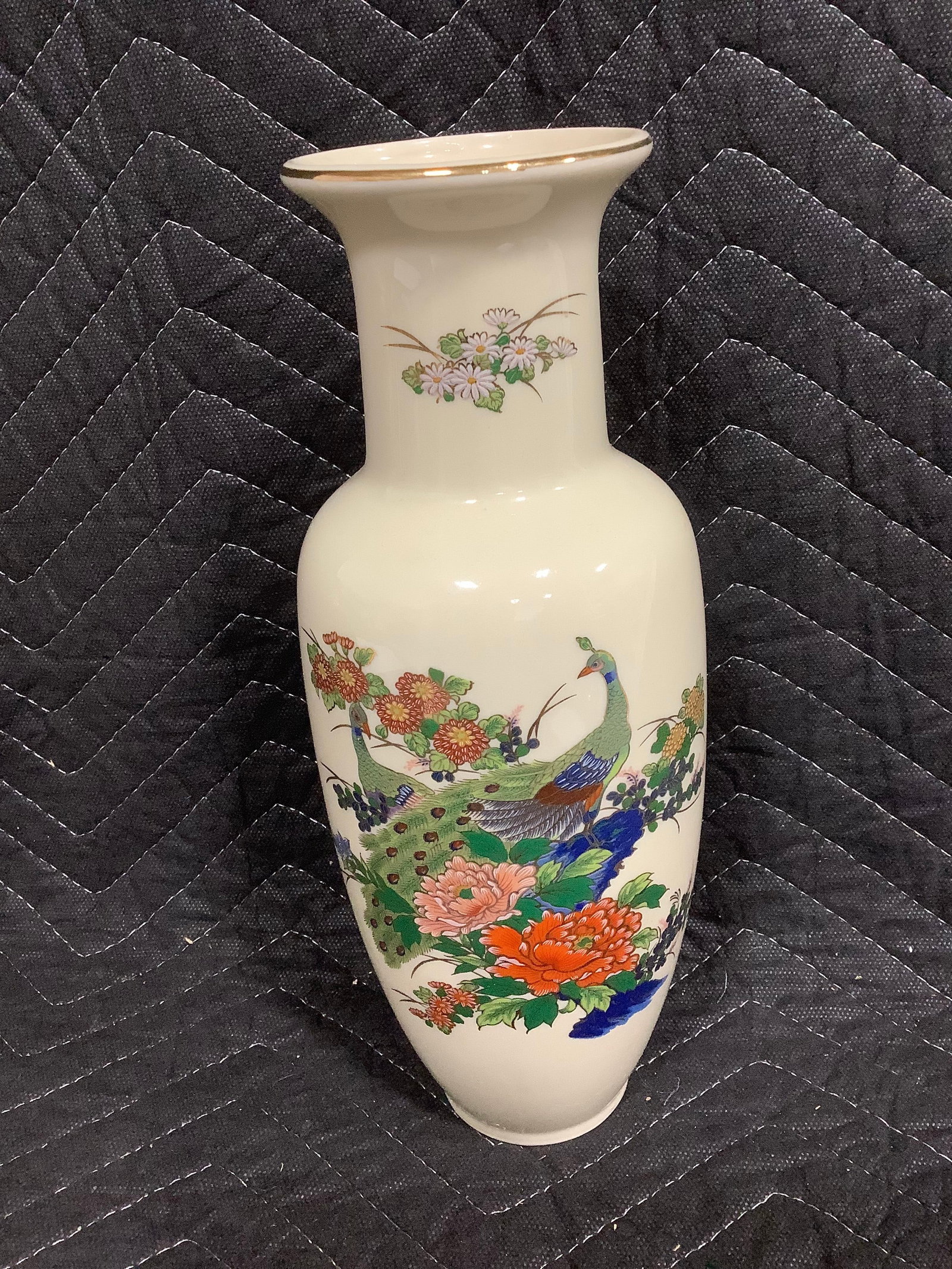 Peacock floral vase Asahi japan (11in tall): Peacock floral vase Asahi japan (11in tall)