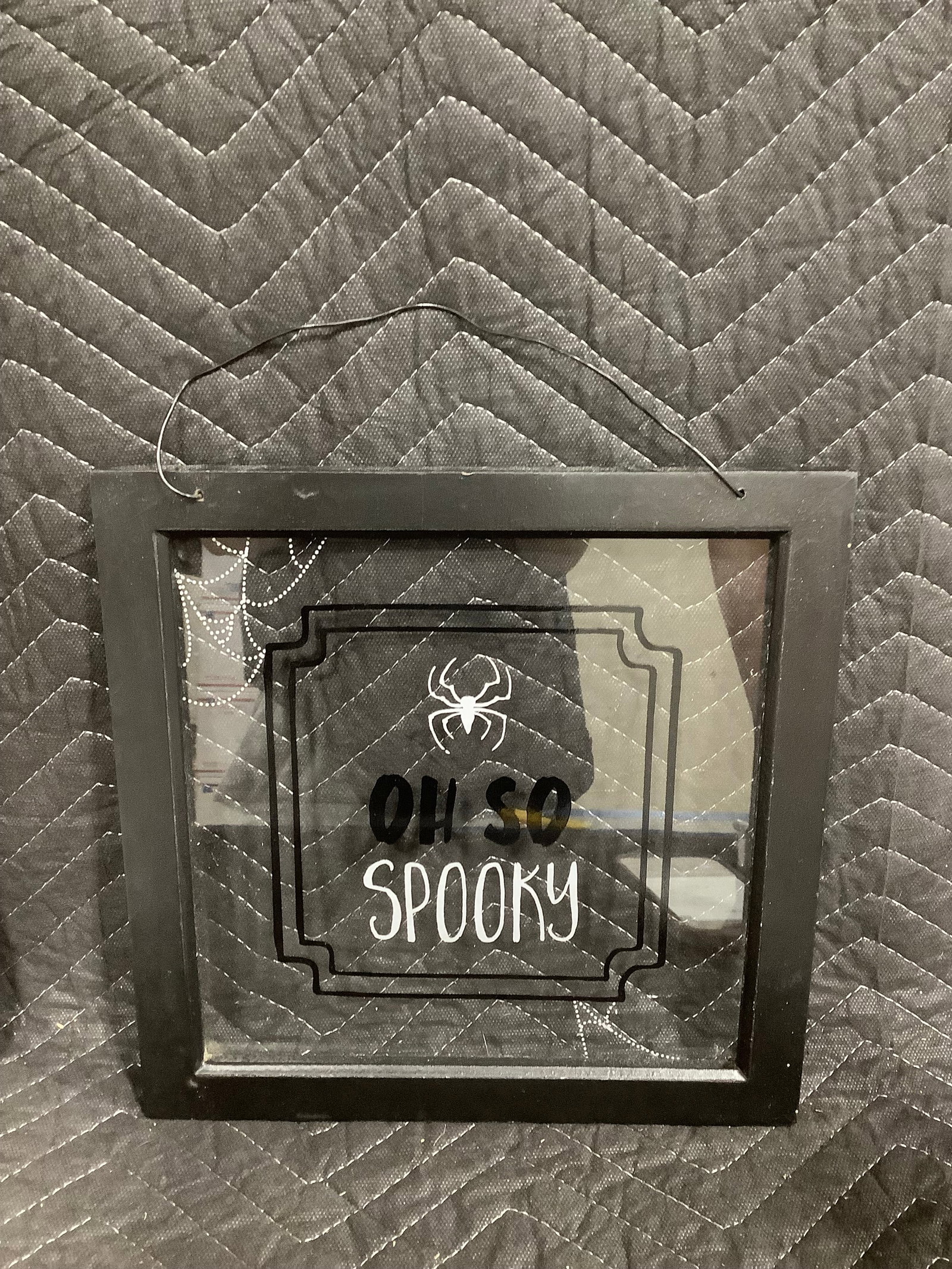 Oh So Spooky Sign (11inx11in): Oh So Spooky Sign (11inx11in)