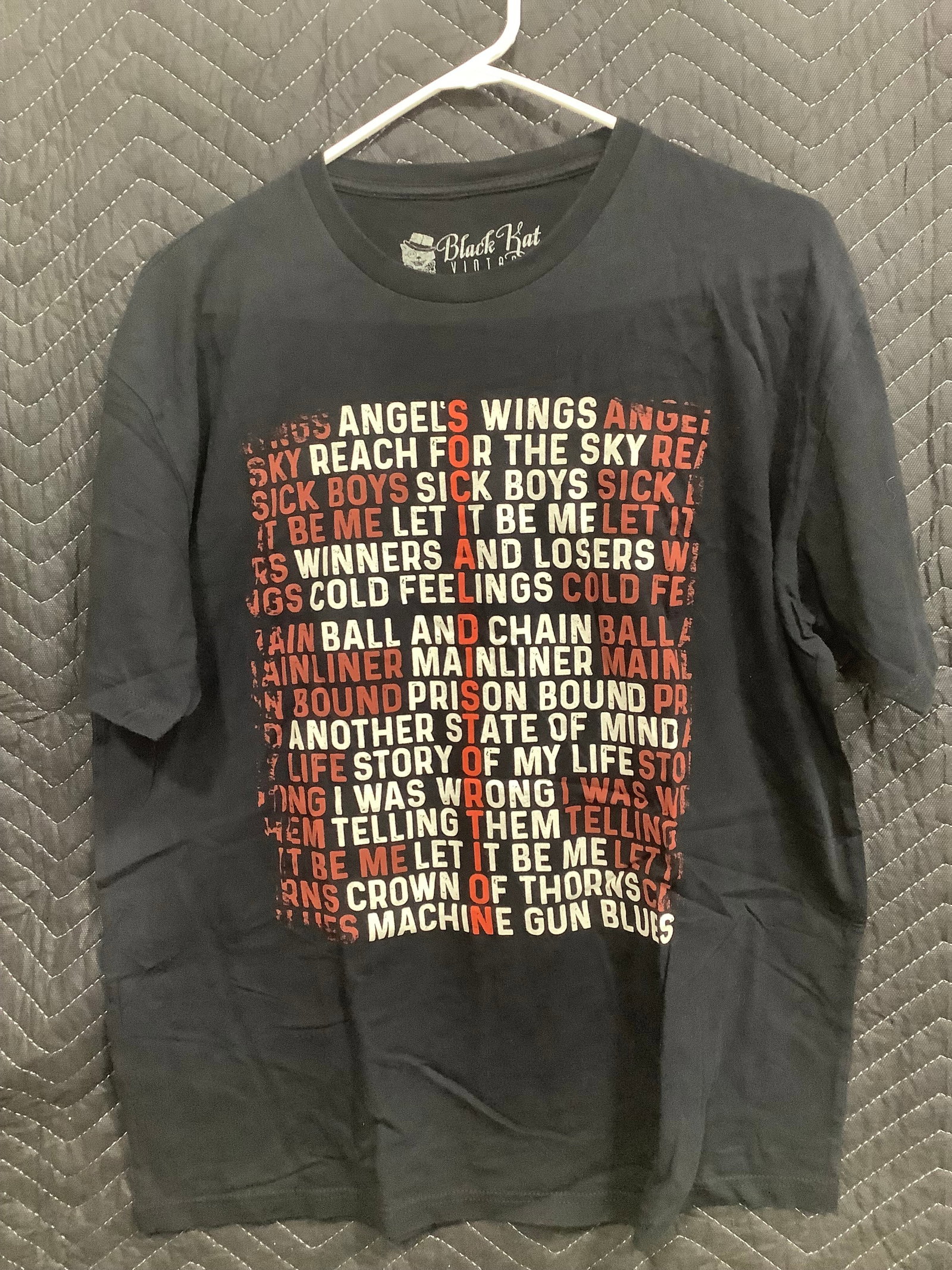 Rock tshirt(L) (1 of 1)