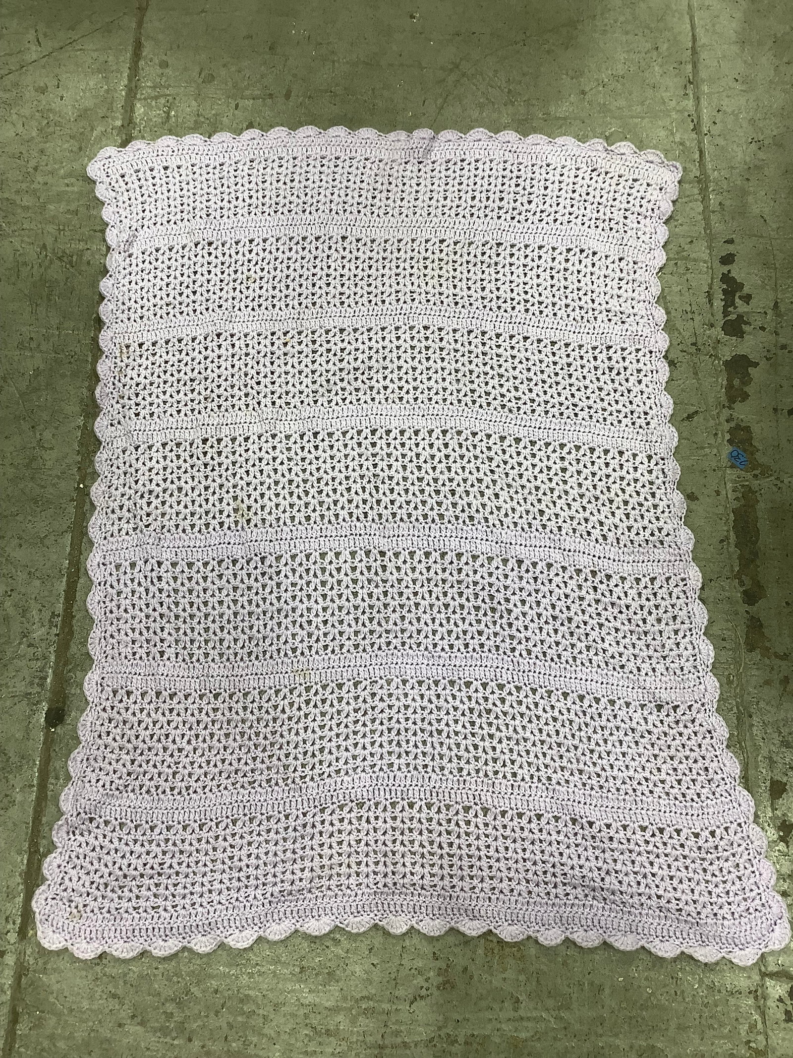 1960s crochet afghan(28inx40in) (1 of 1)