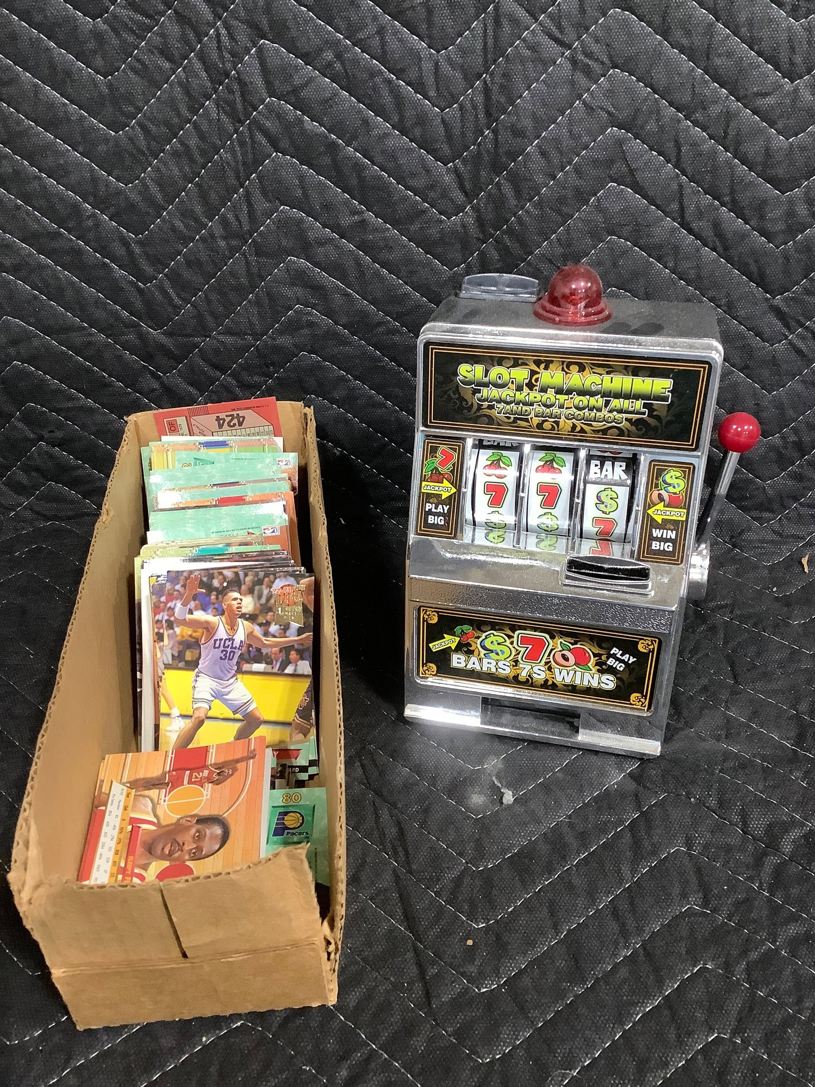 Slot Machine and various sports cards (1 of 1)