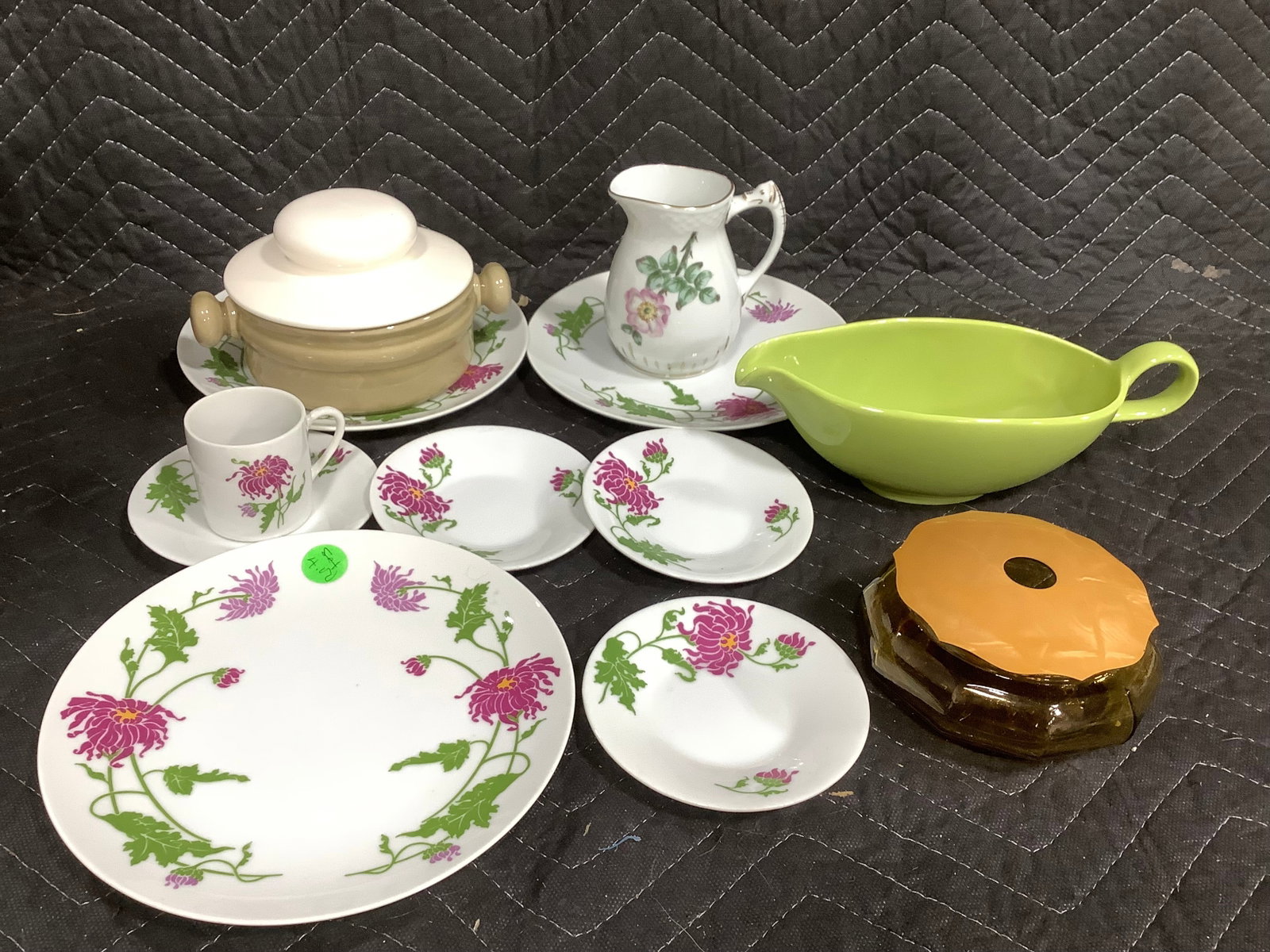 Mann Ceramic Plates by Eda, Ceramic Pitcher/Gravy Boat, and more (Tallest - 4.5in) (1 of 1)