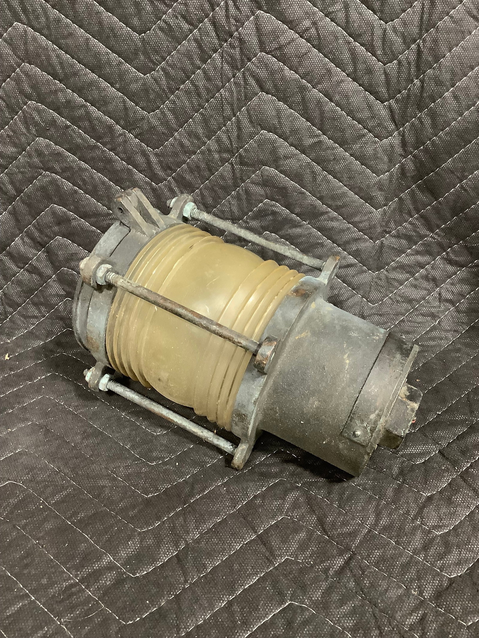 Explosion proof light: Explosion proof light