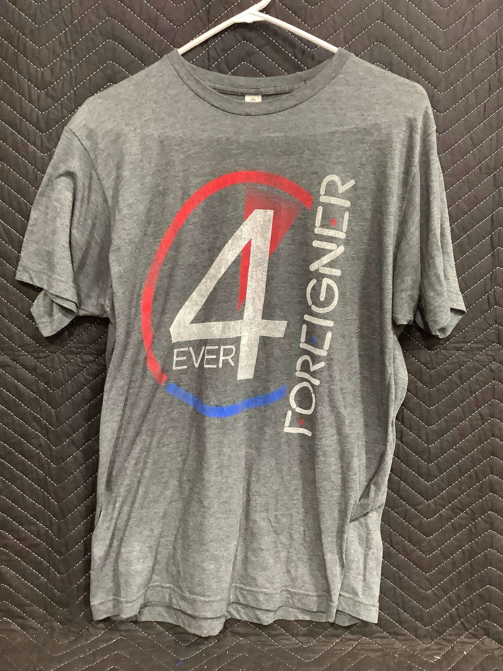 Foreigner tshirt(L): Foreigner tshirt(L)