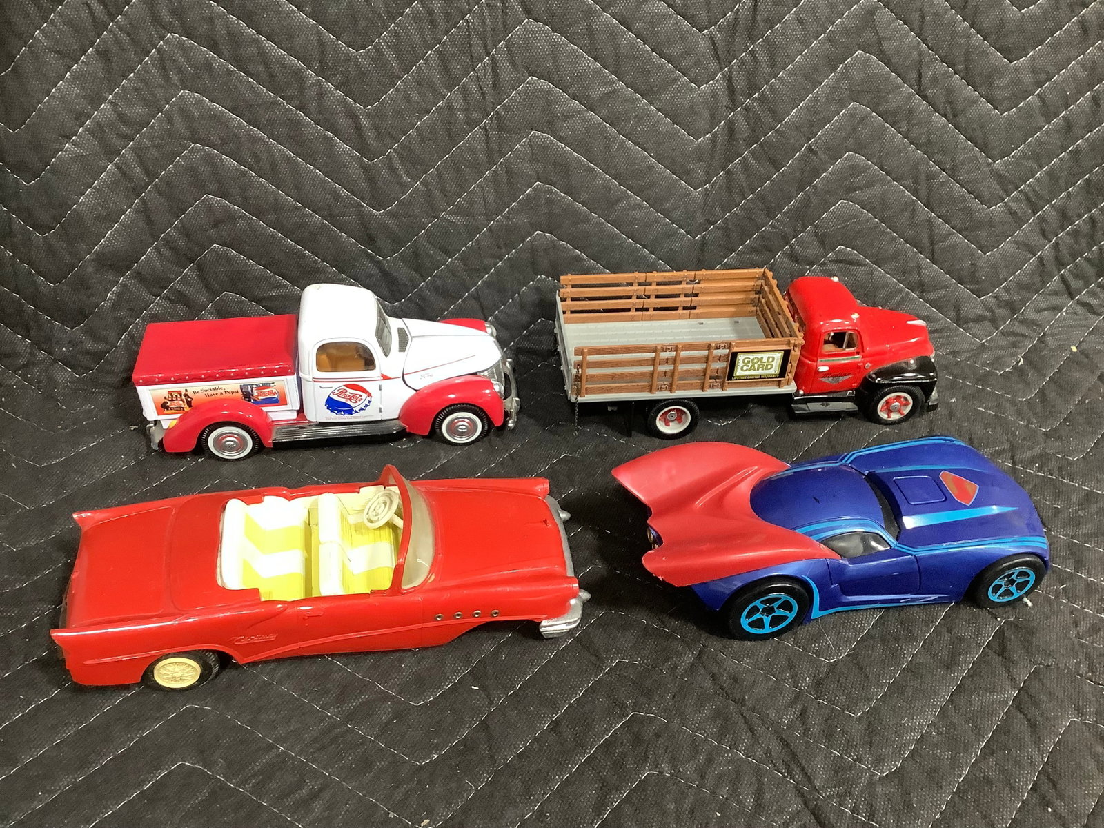 Vintage collectible cars: Vintage collectible cars