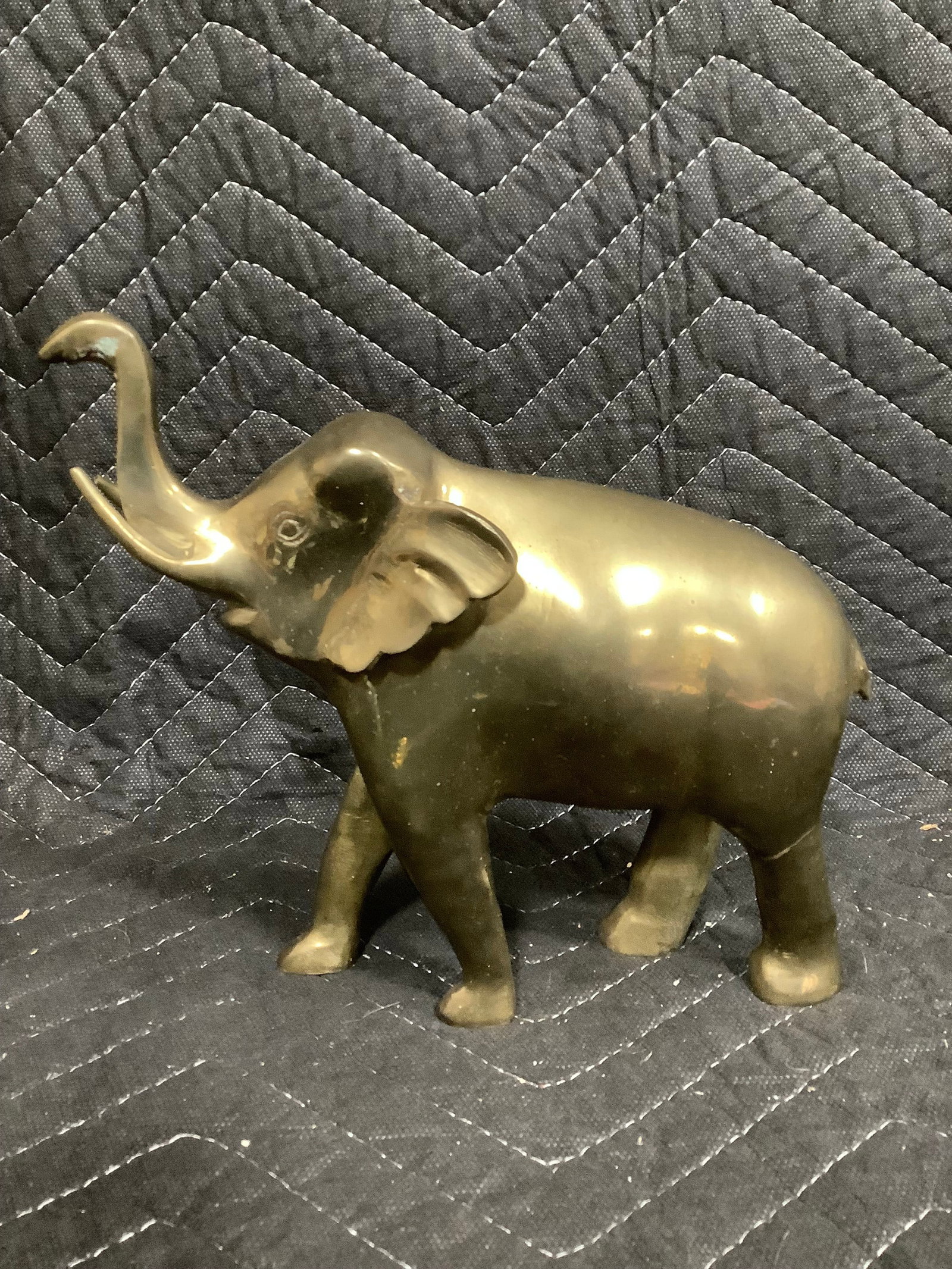 Brass Elephant (8inx7.5in) missing tail (1 of 1)