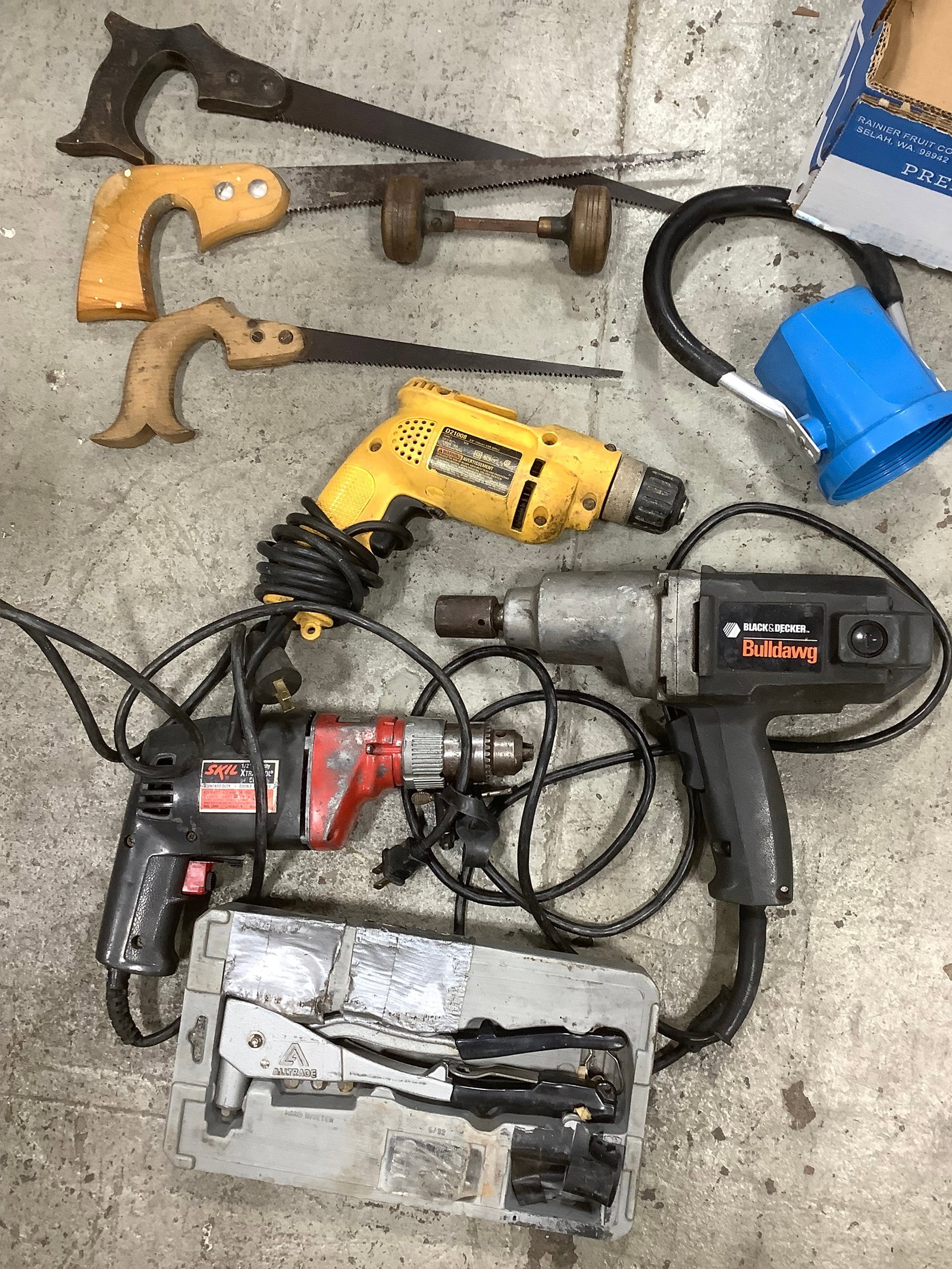 Vintage tools (1 of 1)
