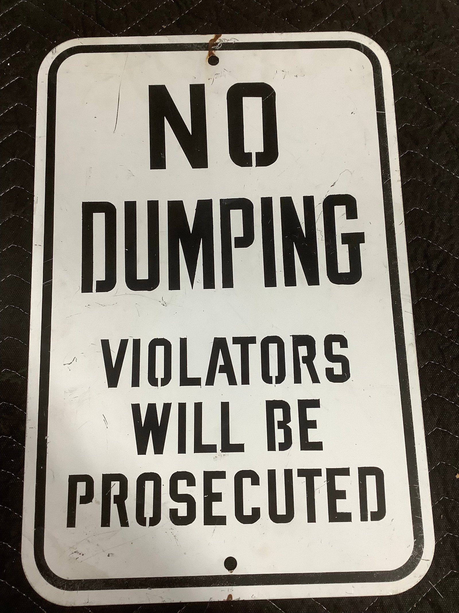 No Dumping sign(12inx18in): No Dumping sign(12inx18in)