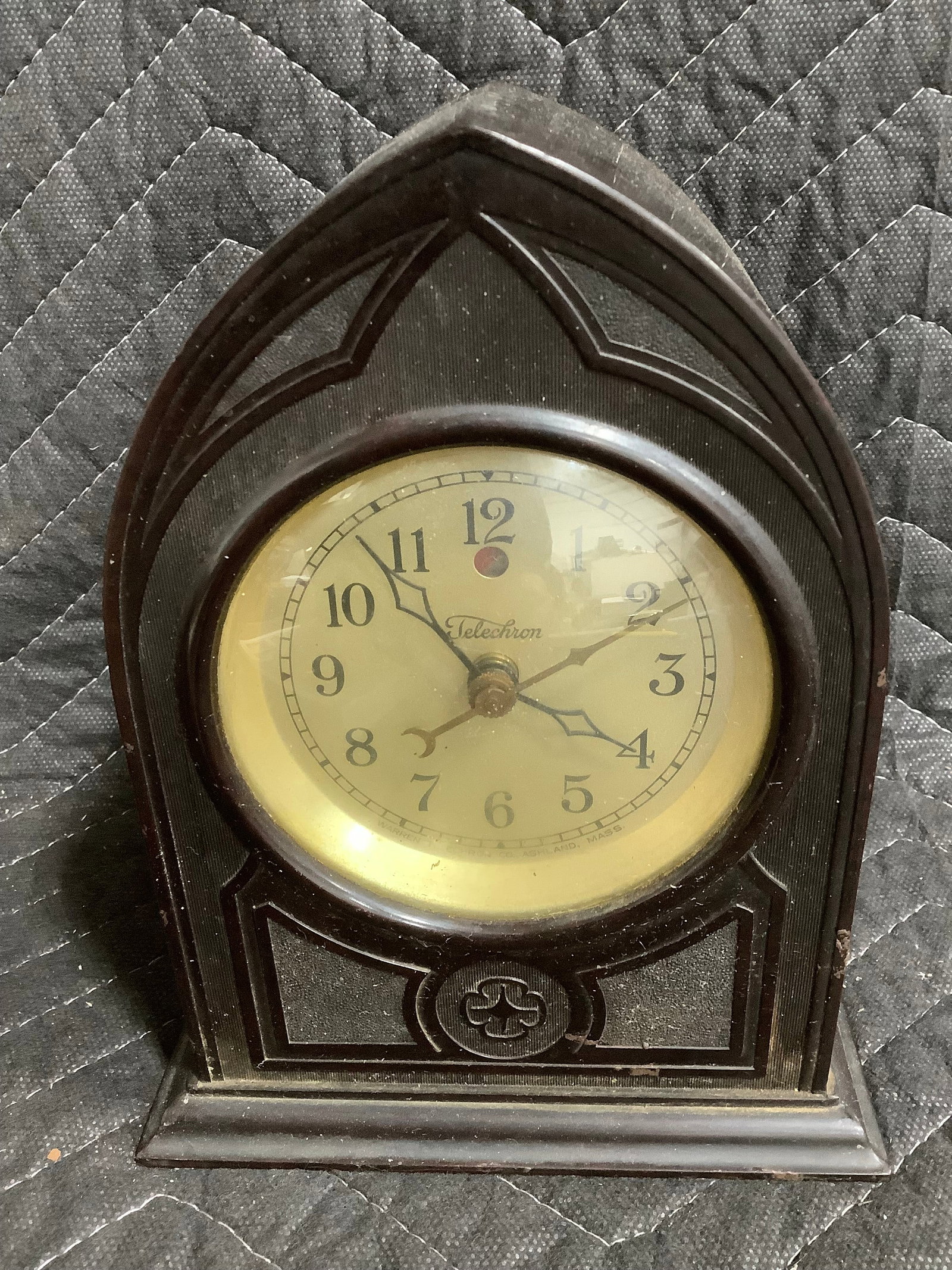 Telechron clock (1 of 1)