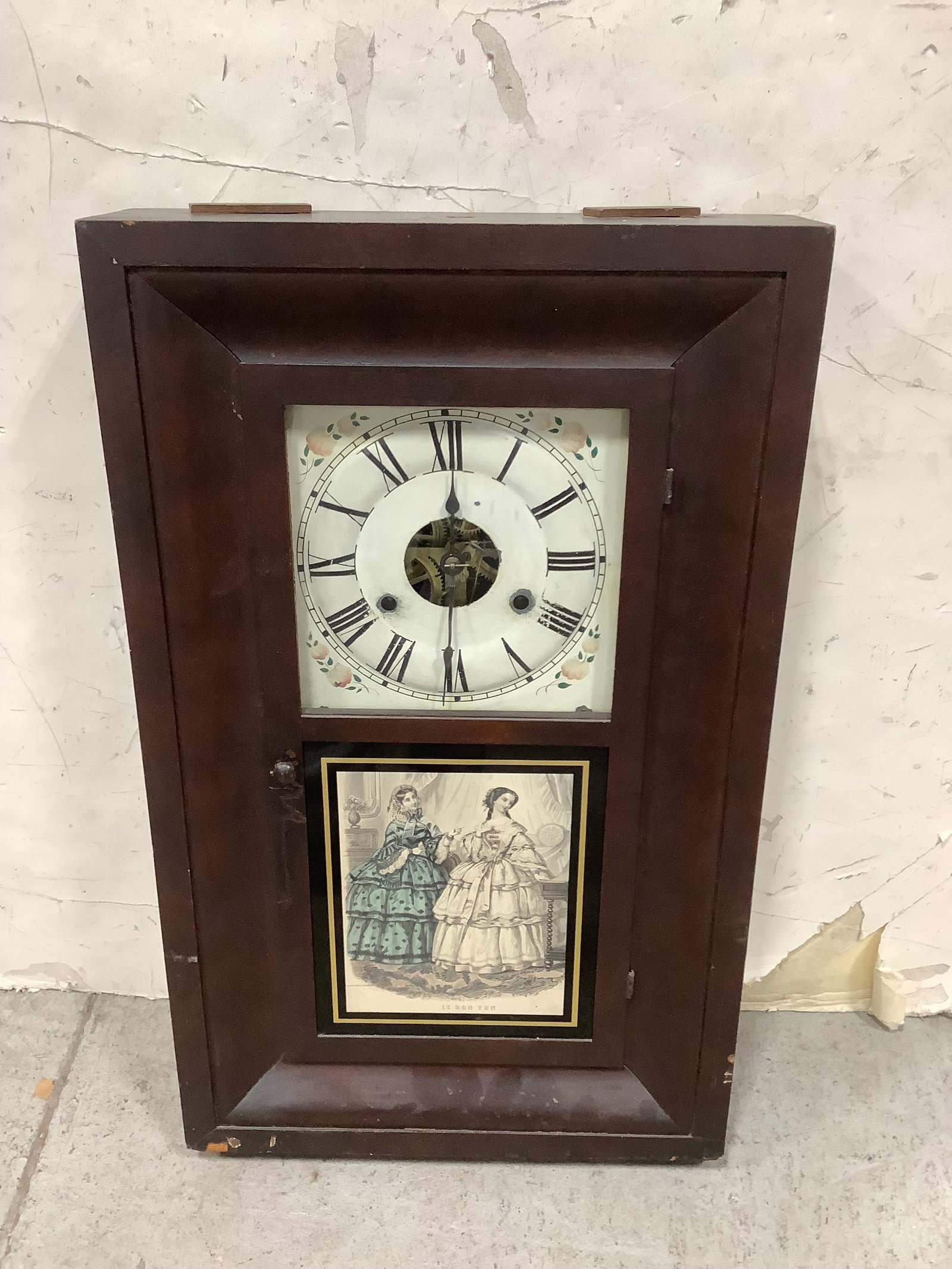 Vintage wall clock (1 of 1)