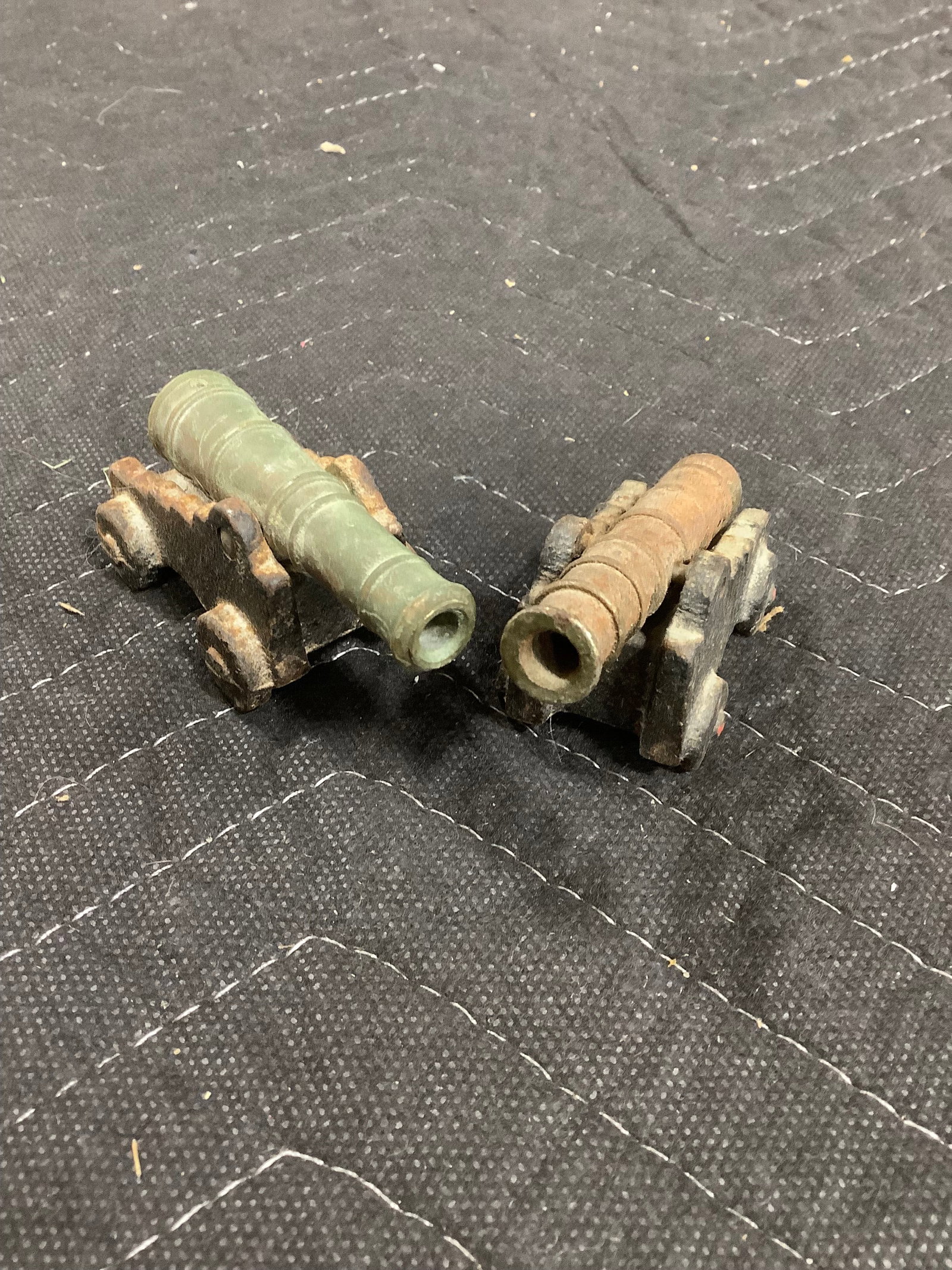 Vintage Penncraft miniature toy cannons (1 of 1)