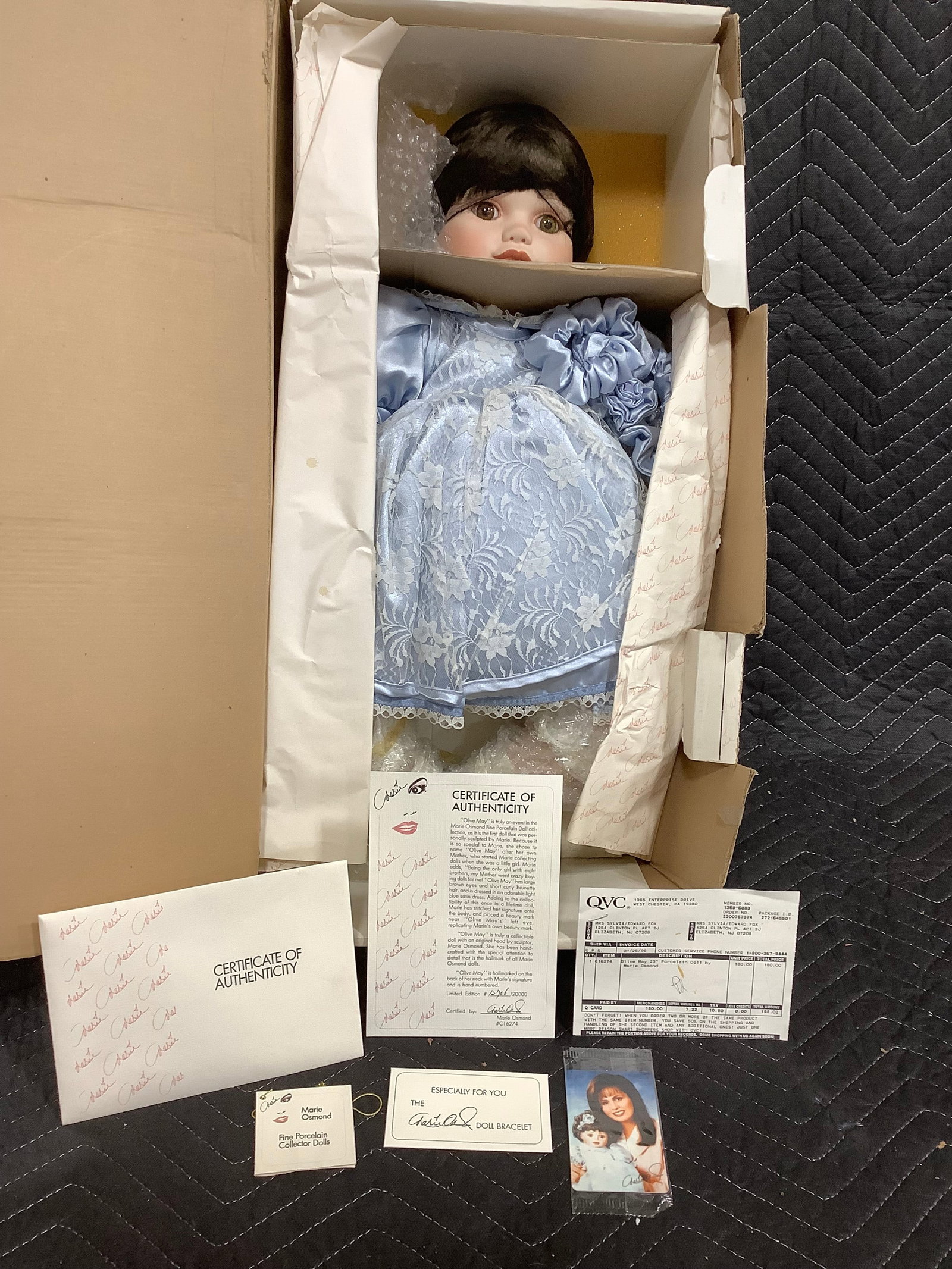 Marie Osmond Fine Porcelain Doll with COA: Marie Osmond Fine Porcelain Doll with COA