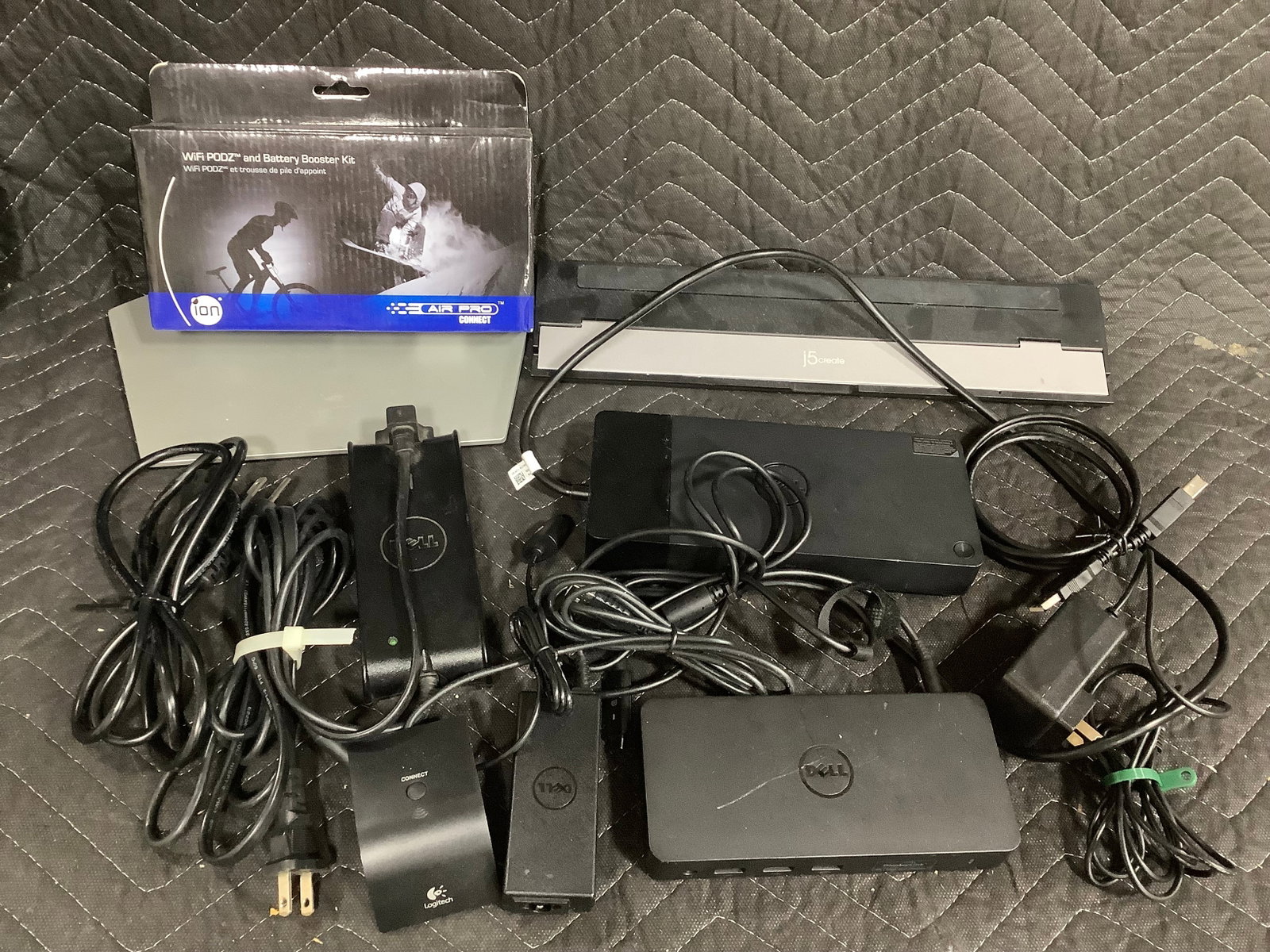 Wifi Podz and battery booster kit and various cables (1 of 1)