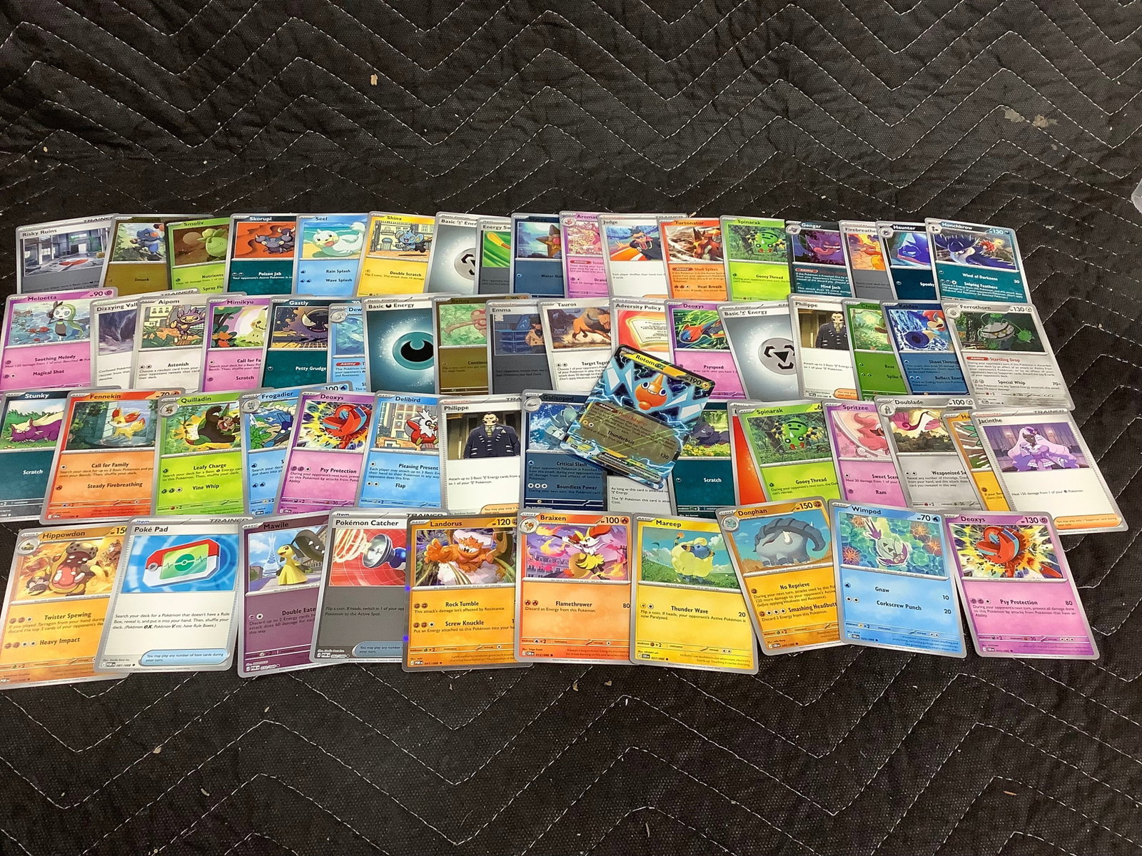 Various Pokemon cards: Various Pokemon cards