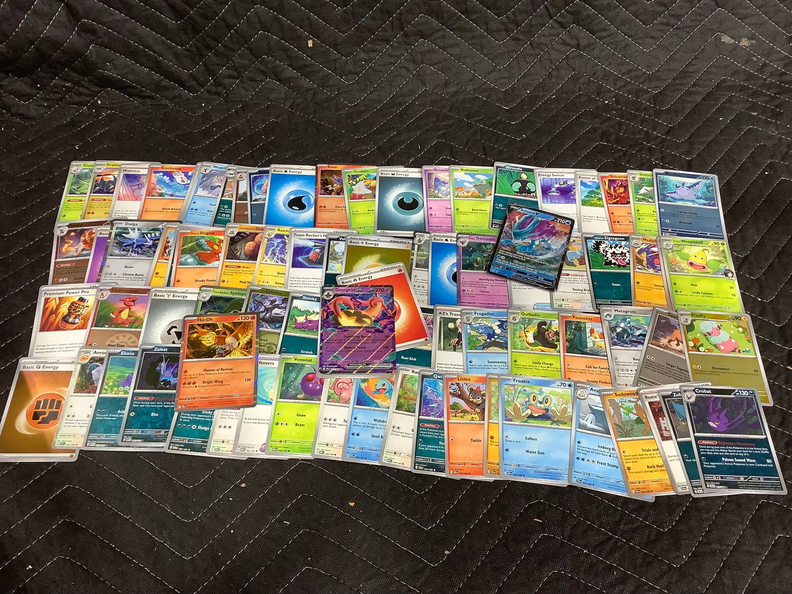 Various Pokemon cards: Various Pokemon cards