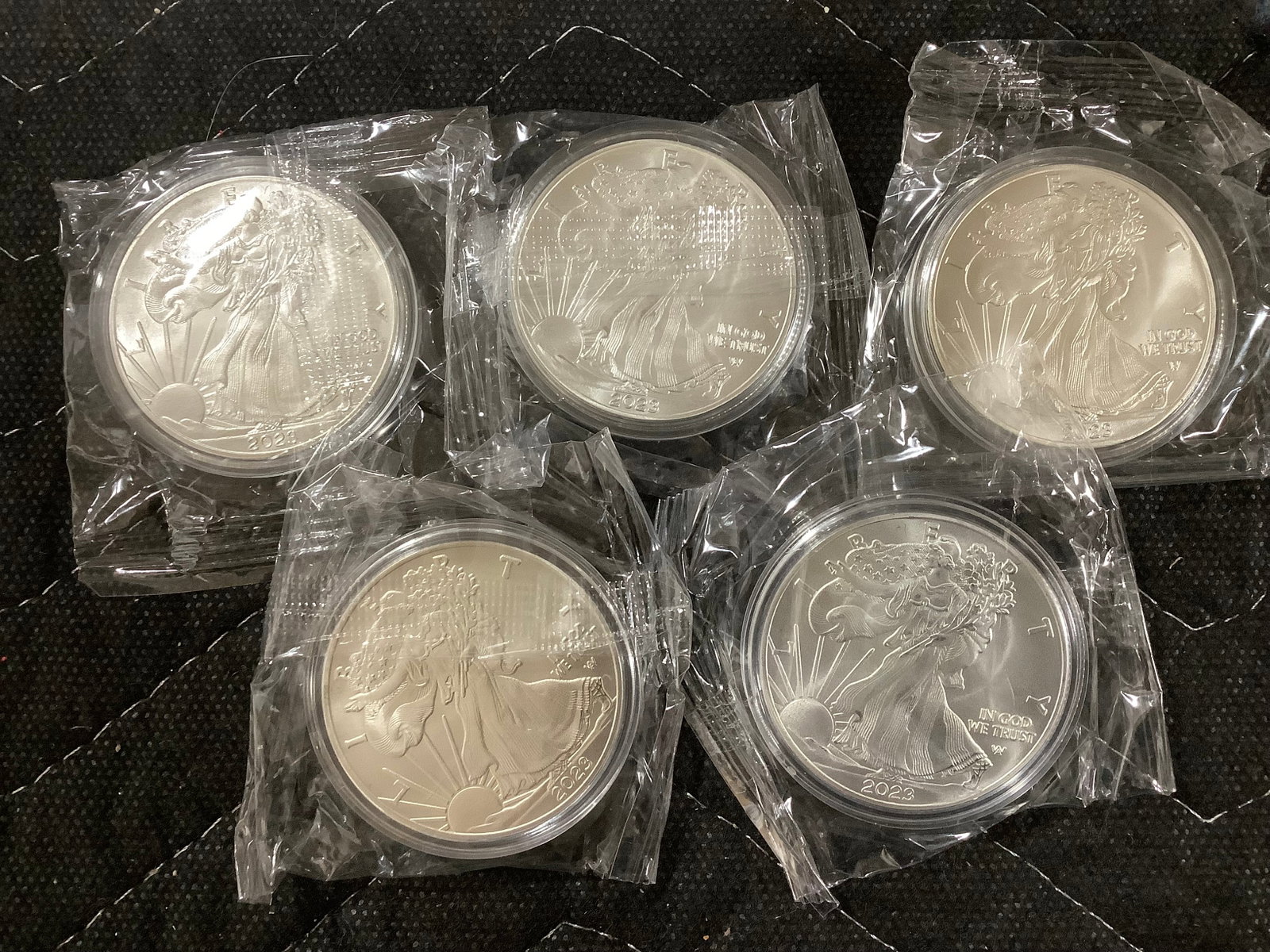 Replica coins: Replica coins