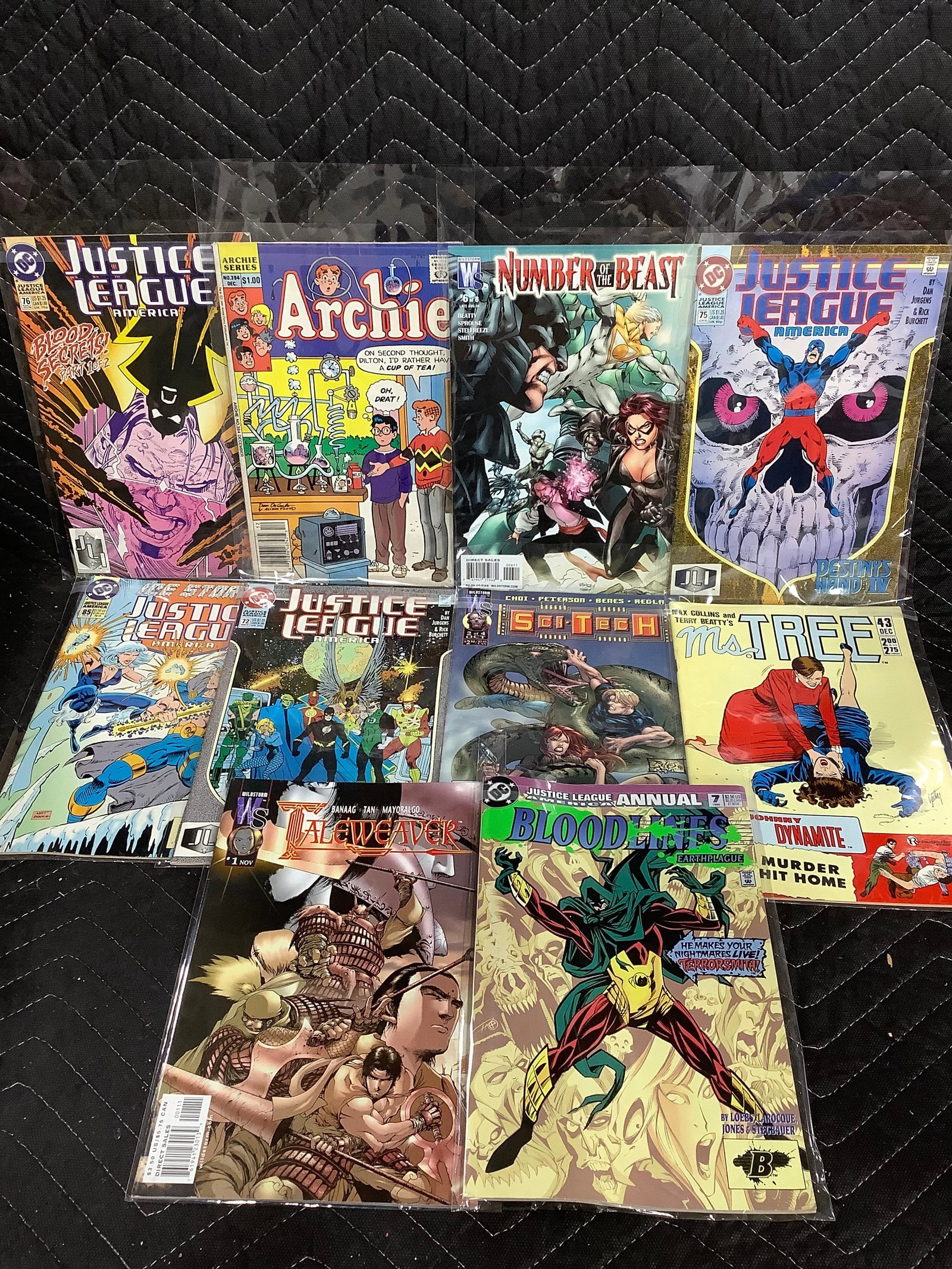Various comics (1 of 1)