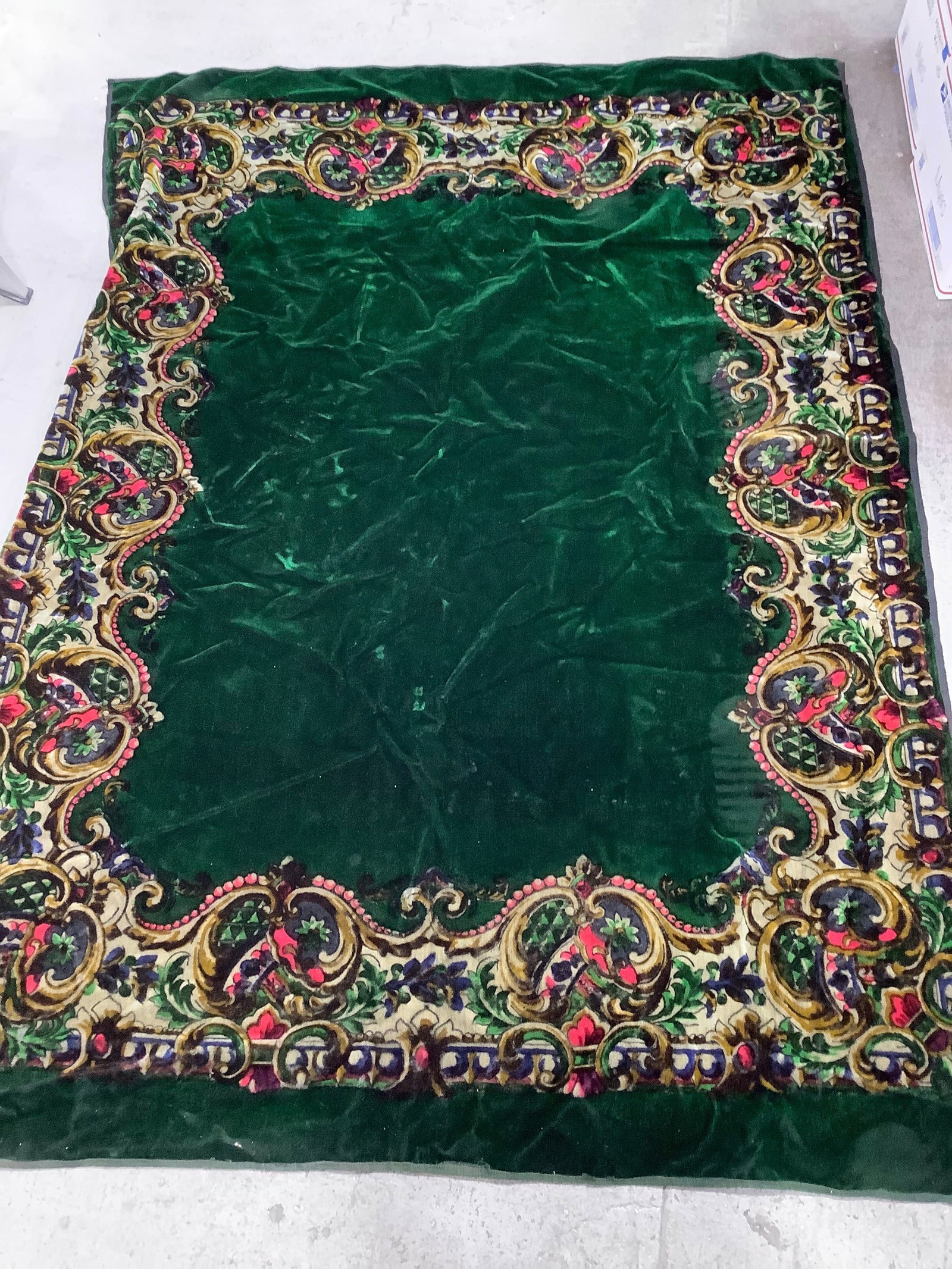 Sleigh blanket(55inx75in): Sleigh blanket(55inx75in)