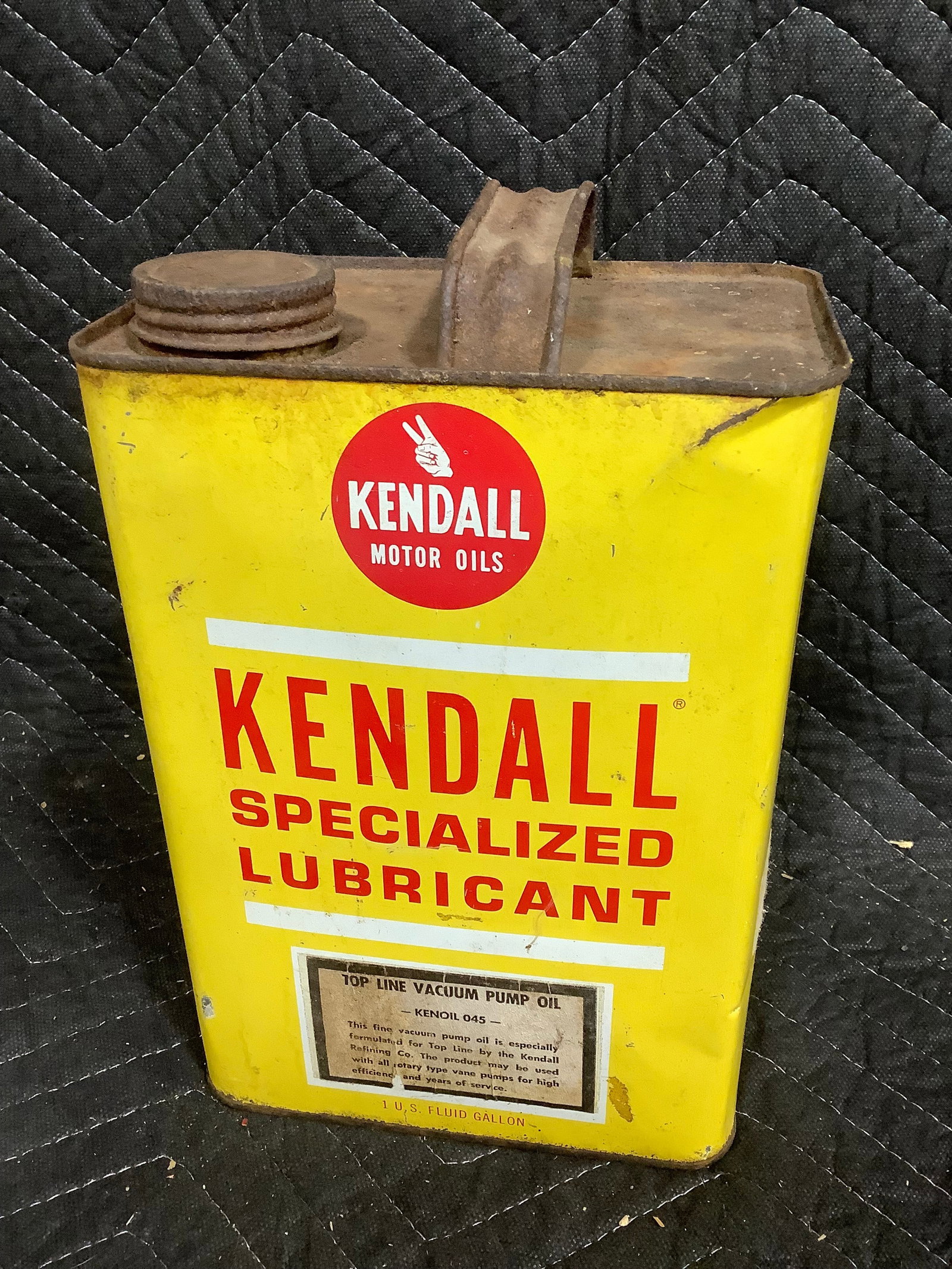 Vintage Kendall specialized lubricant one gallon can(EMPTY): Vintage Kendall specialized lubricant one gallon can(EMPTY)