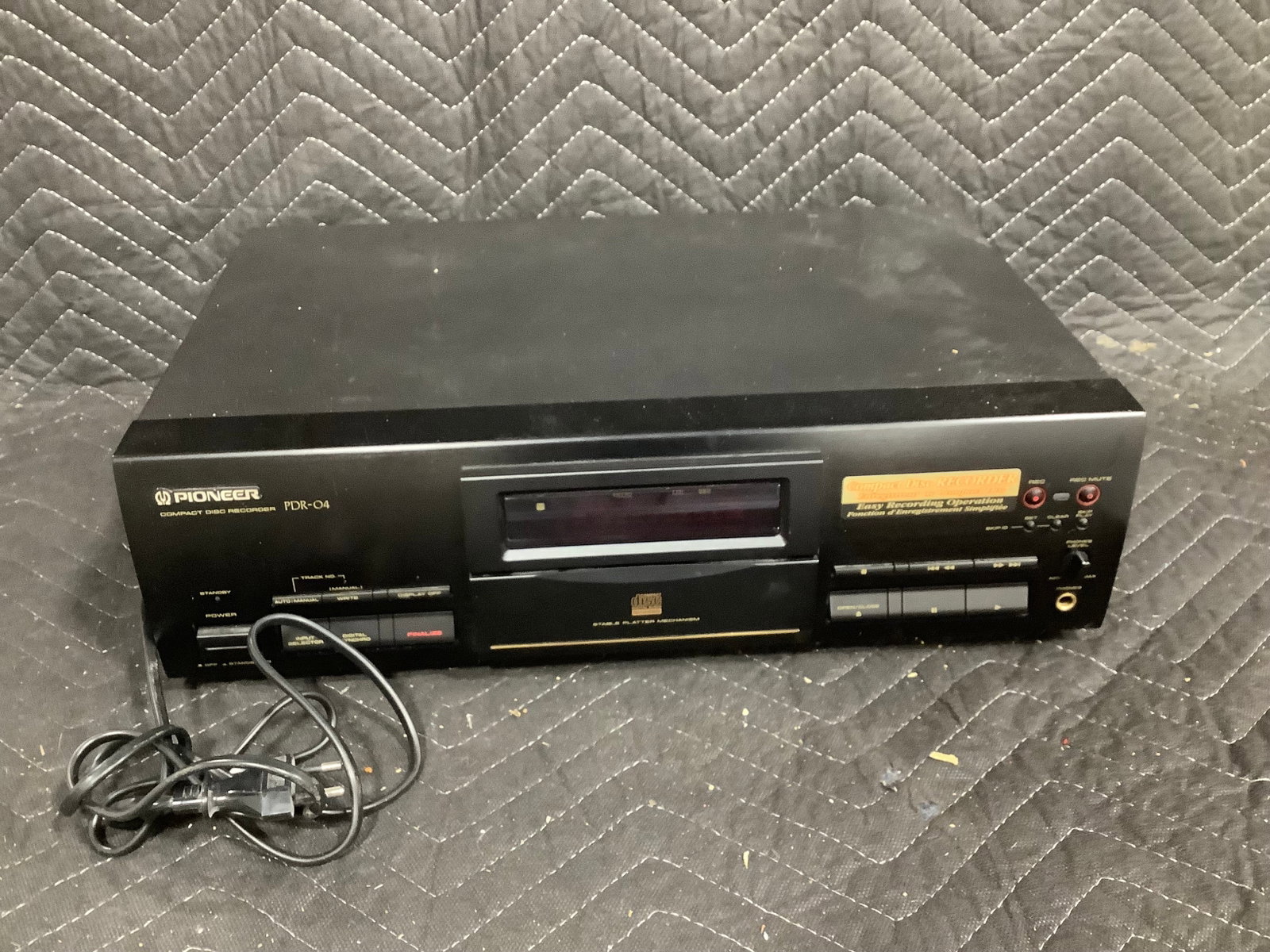 Pioneer compact disc recorder(PDR-04) (1 of 1)