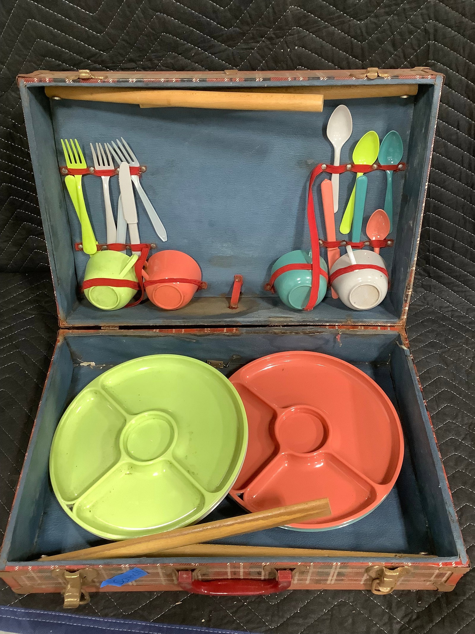 Vintage picnic set (1 of 1)