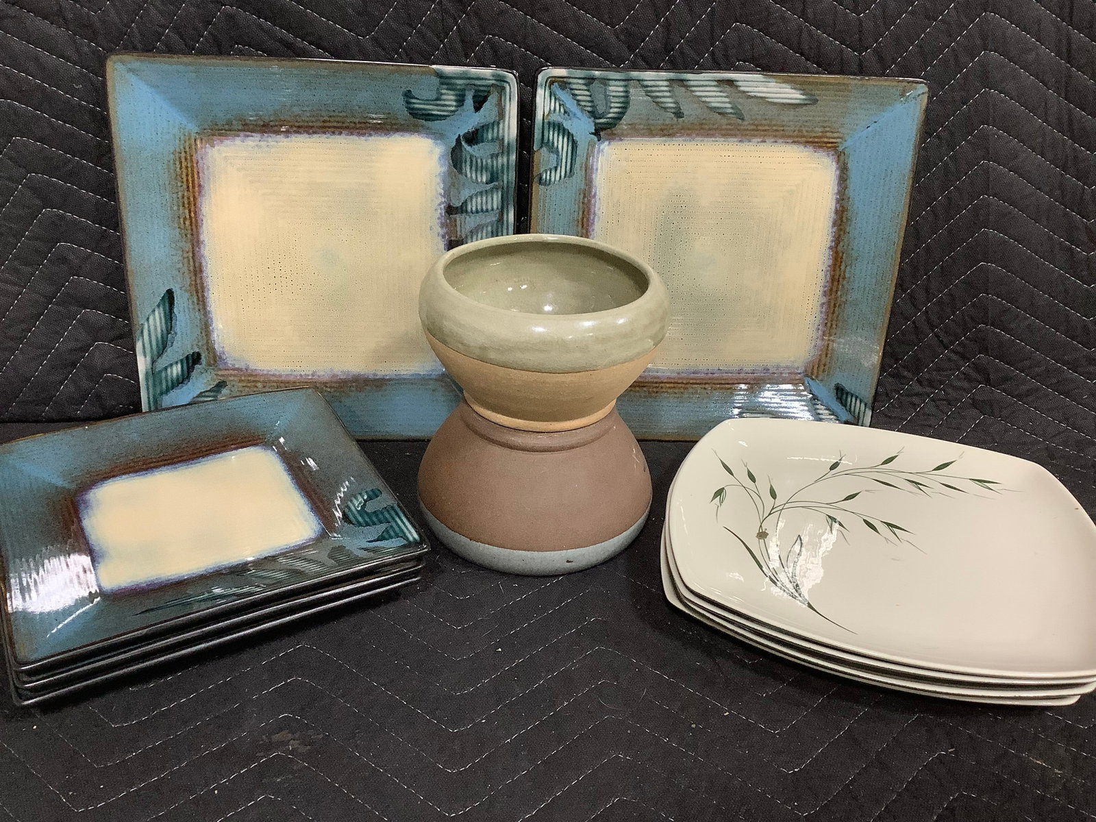 Winfield plates, pottery bowls(4in tall), and more: Winfield plates, pottery bowls(4in tall), and more