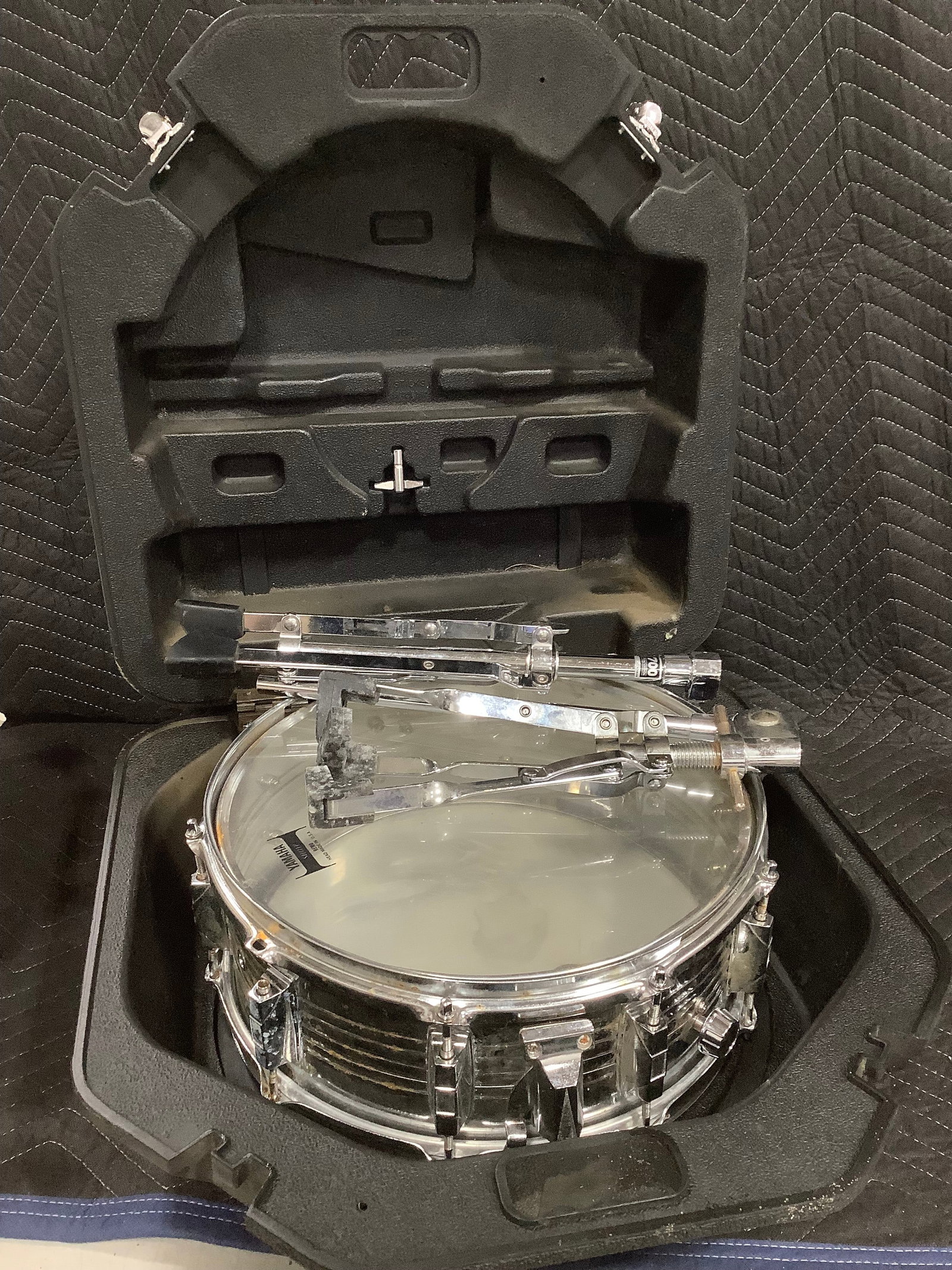 CB 700 drum with stand and case: CB 700 drum with stand and case