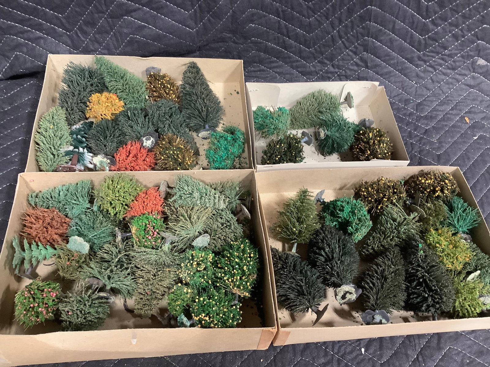 Vintage Model Kit Trees (1 of 1)