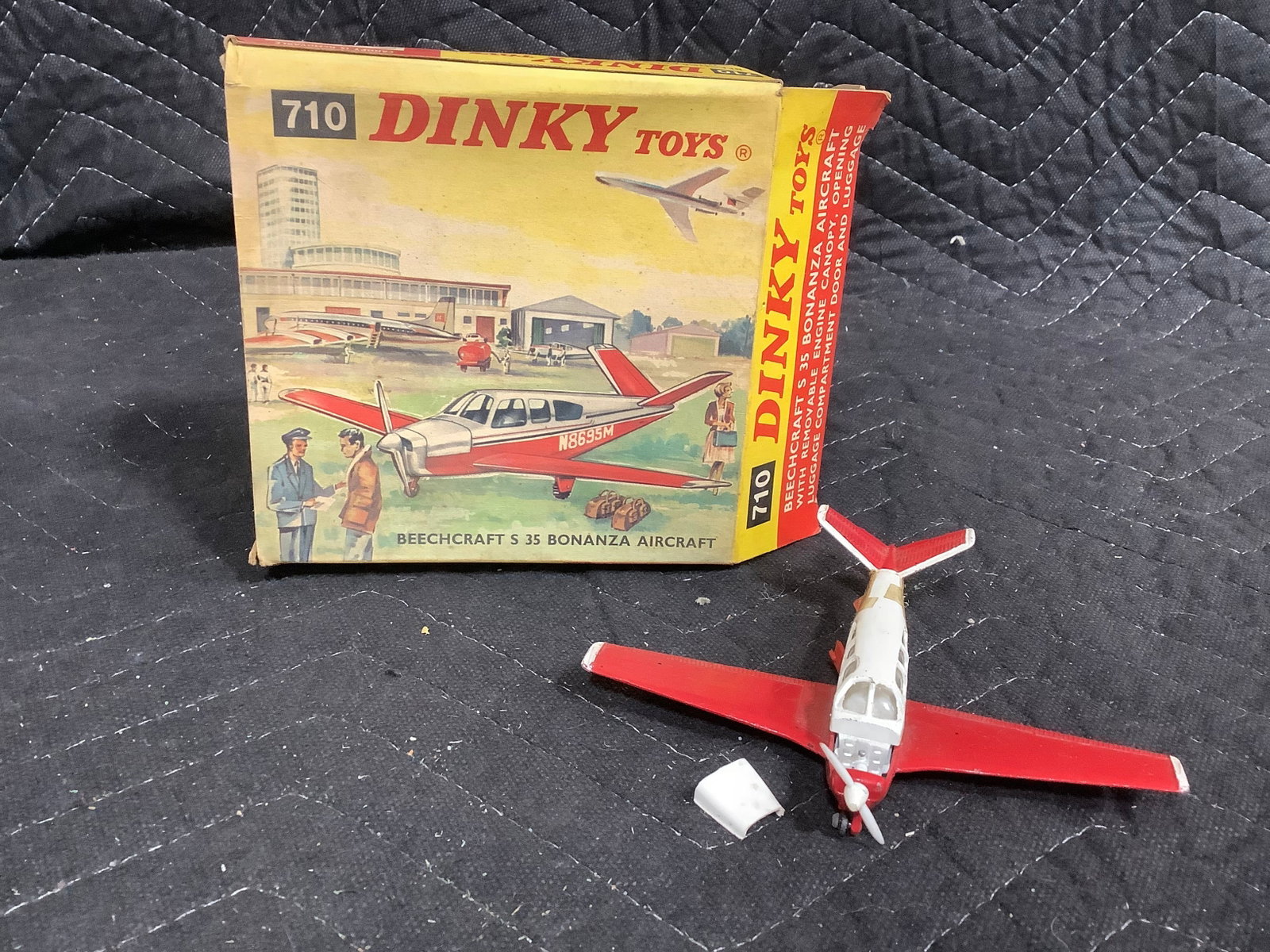 Dinky Toys Beechcraft 35 Bonanza Aircraft *in box* (1 of 1)