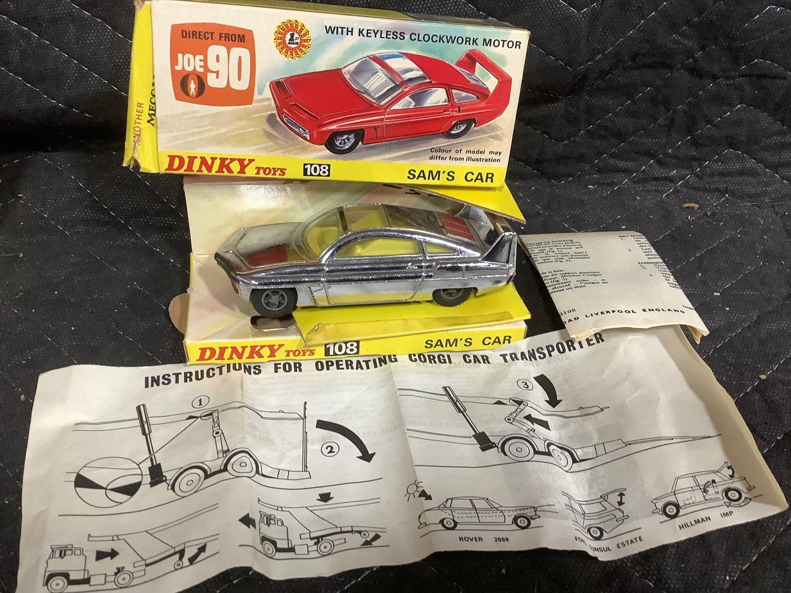 Vintage Dinky Toys Sams Car Diecast Model (1 of 1)