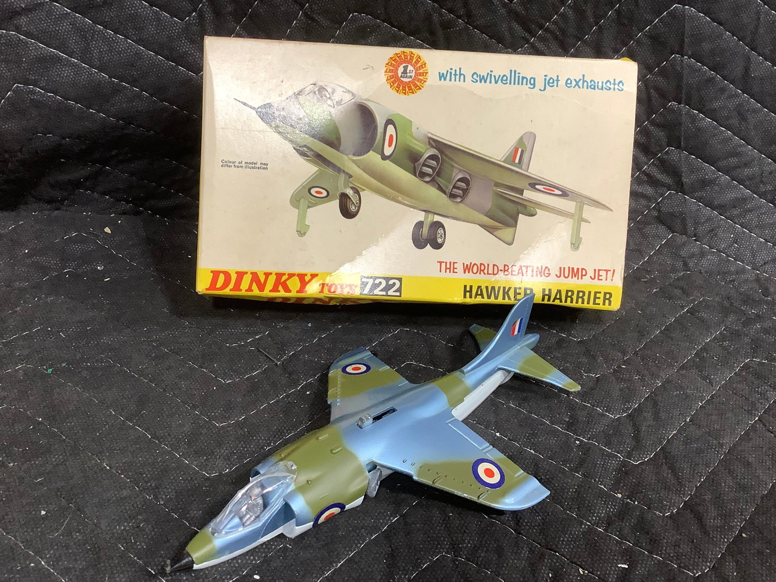 Dinky Toys Hawker Harrier Jet Diecast Model (1 of 1)